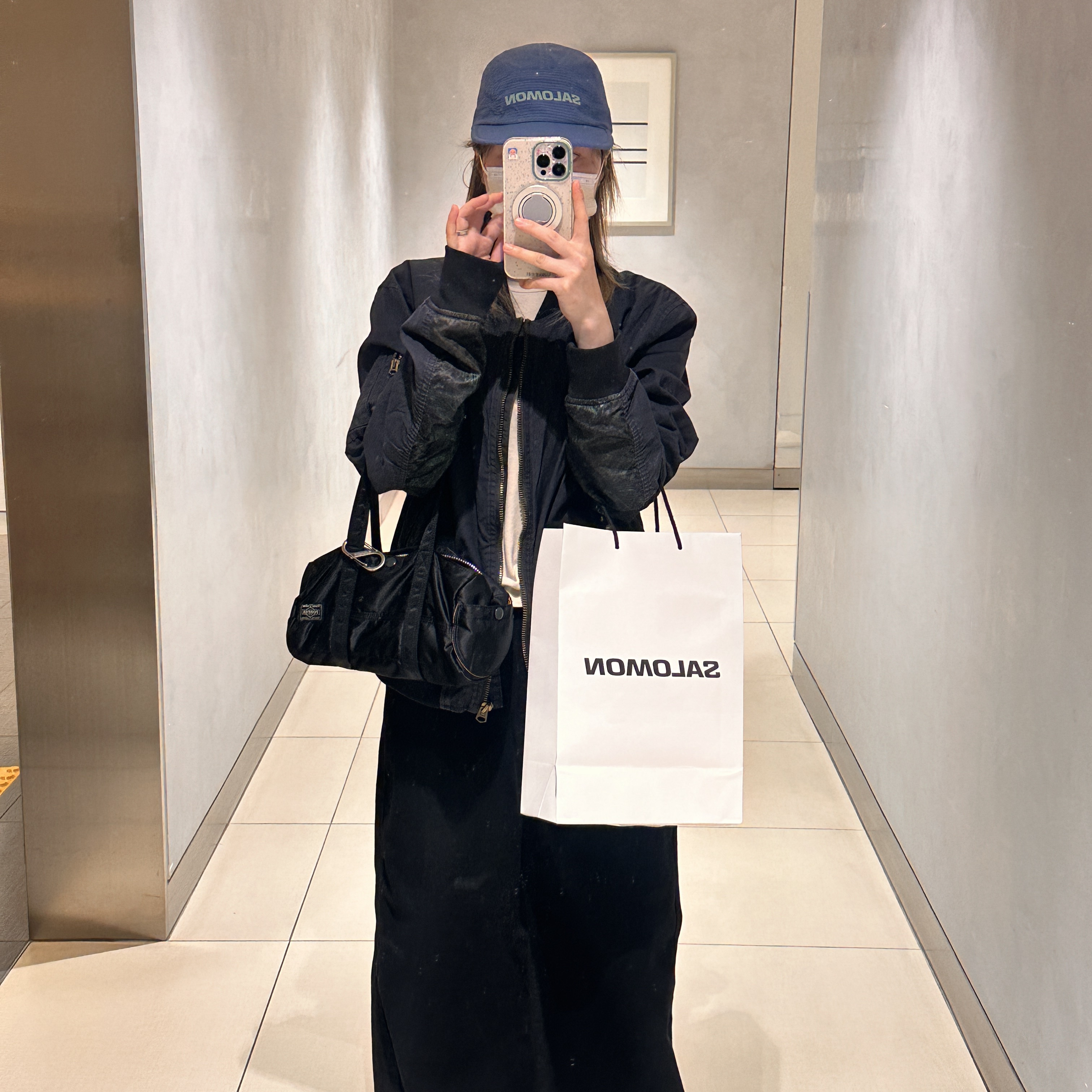 Porter Tanker Duffle Bag S Black, Salomon Nimbus Run Cap Blue Grey 착용 스타일