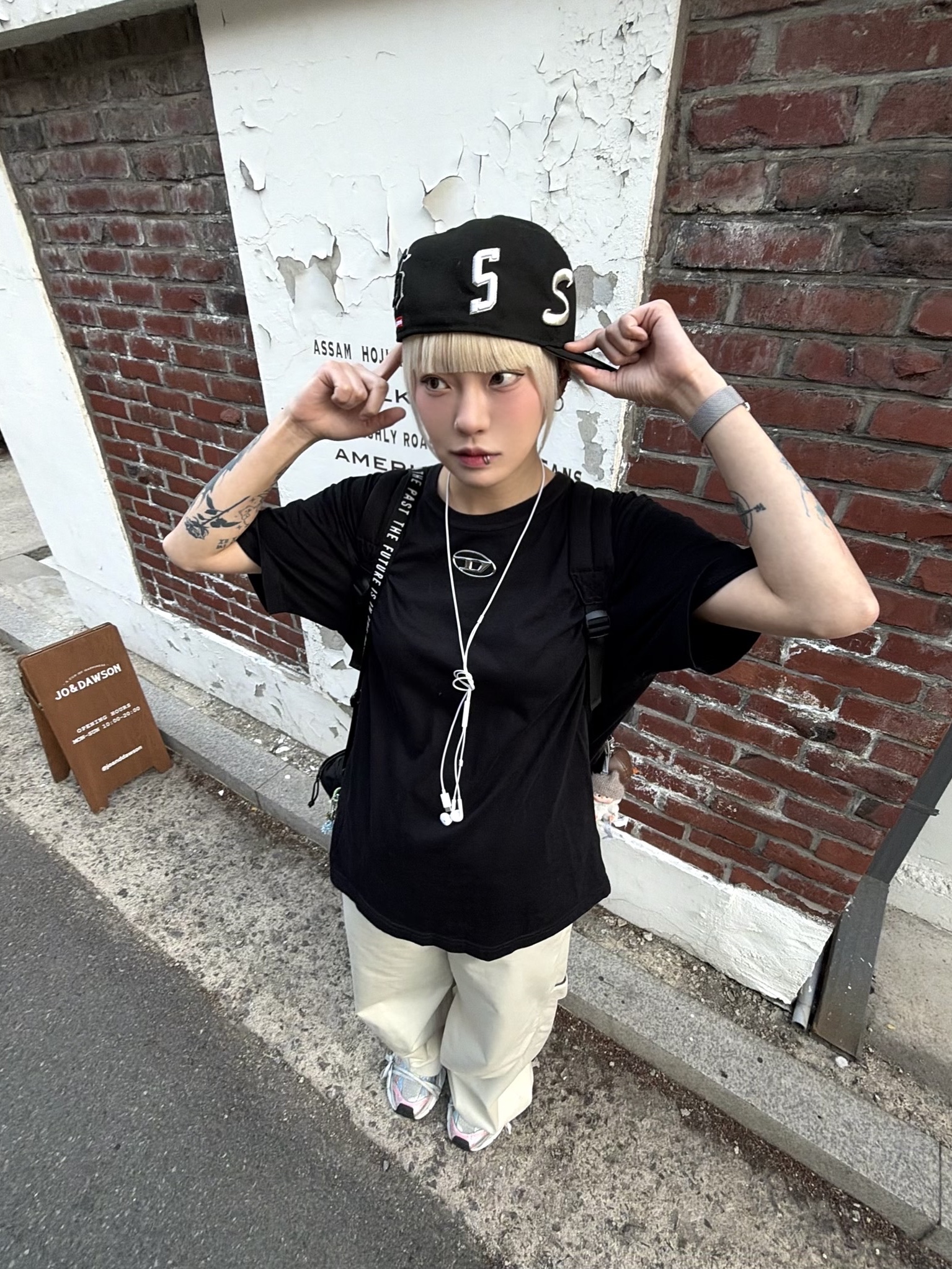 Supreme Multi S Logo New Era Black - 25SS 착용 스타일 - 1