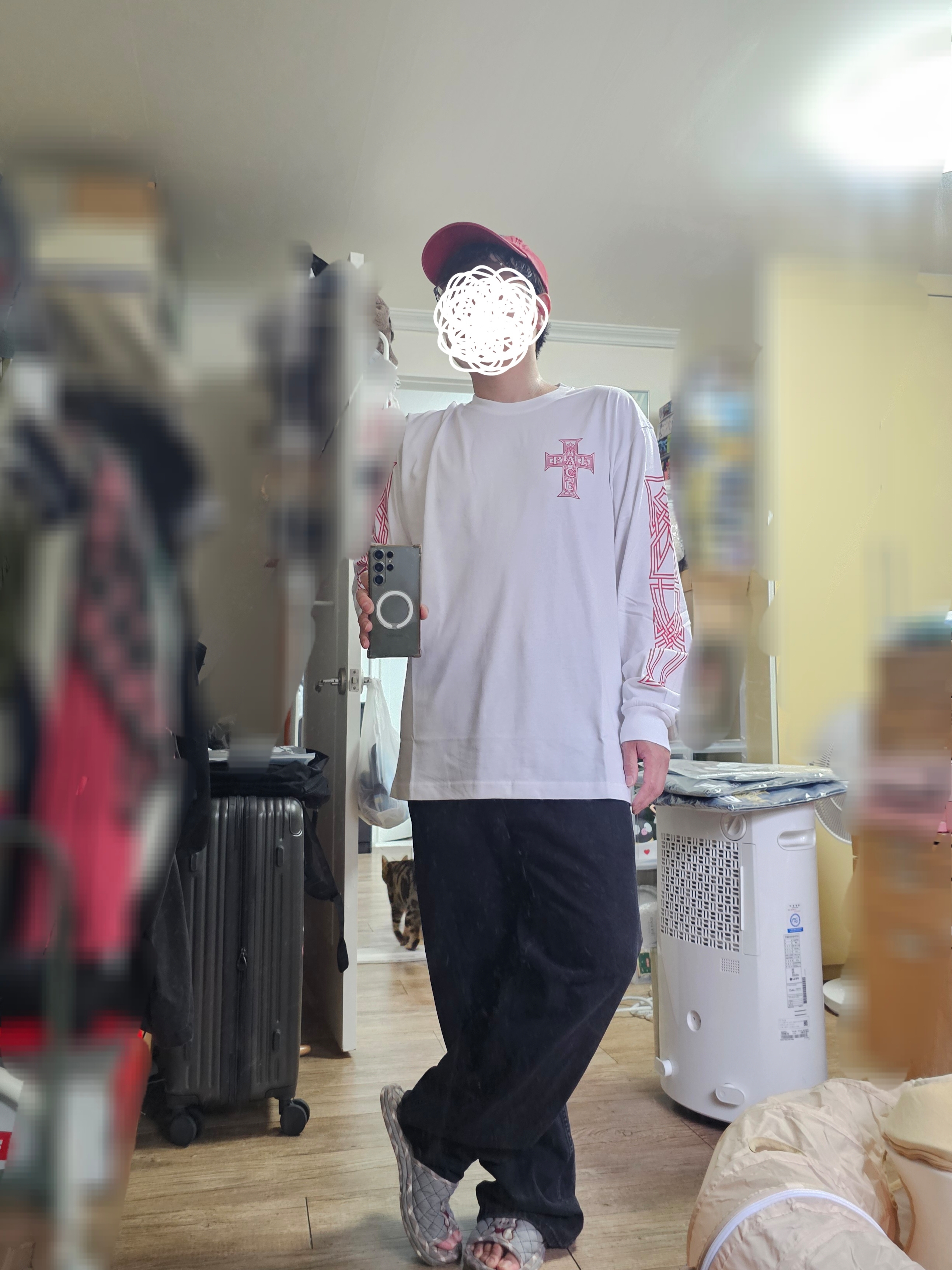 Palace Y So Cross Longsleeve White - 26SS 착용 스타일 - 1