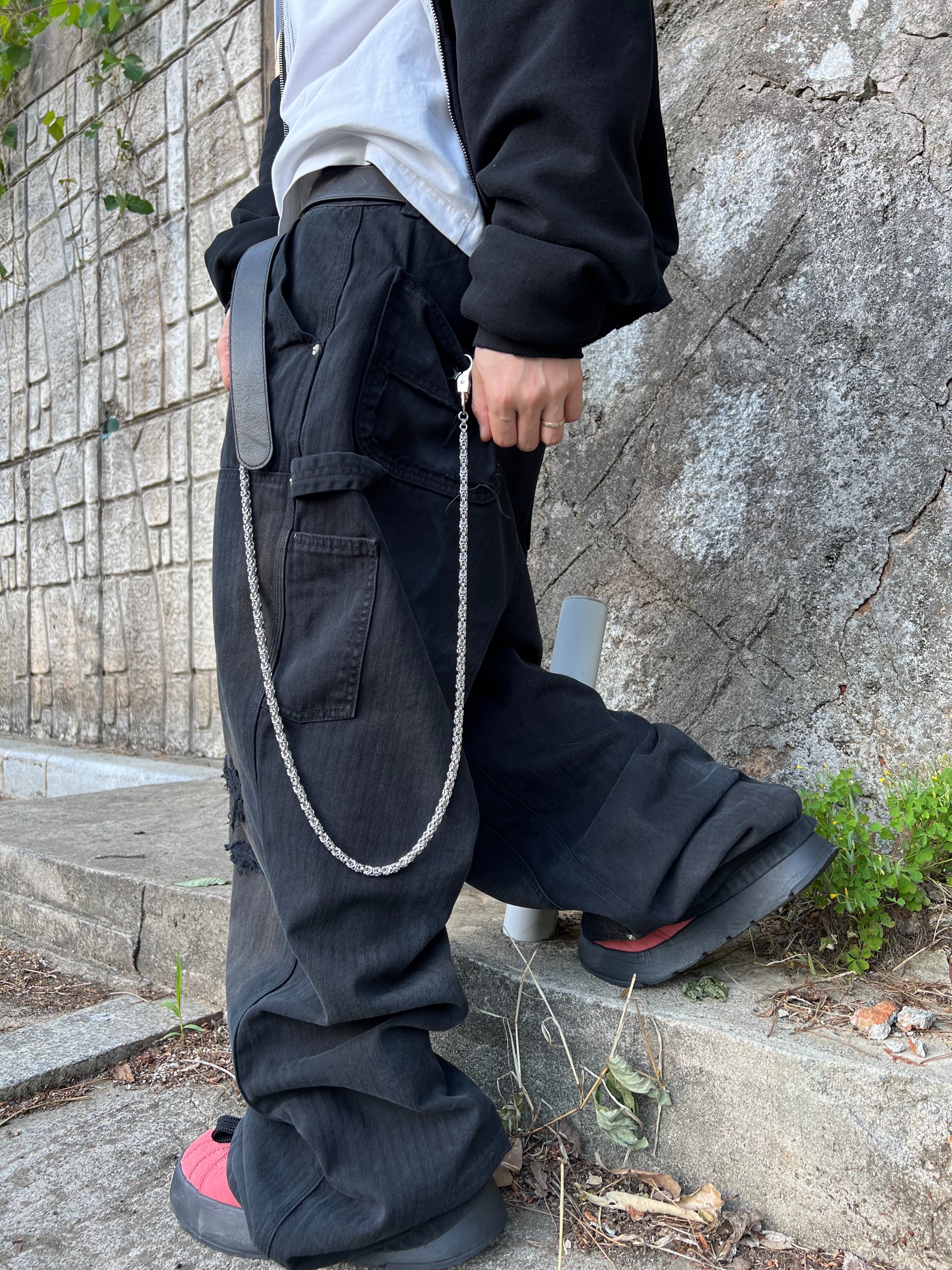 MJD Cowboy Patch Thermal Zip-Up Hoodie Black, Undermycar MU.128 Original Logo Cracked Leather Belt Silver / Black 착용 스타일 - 8
