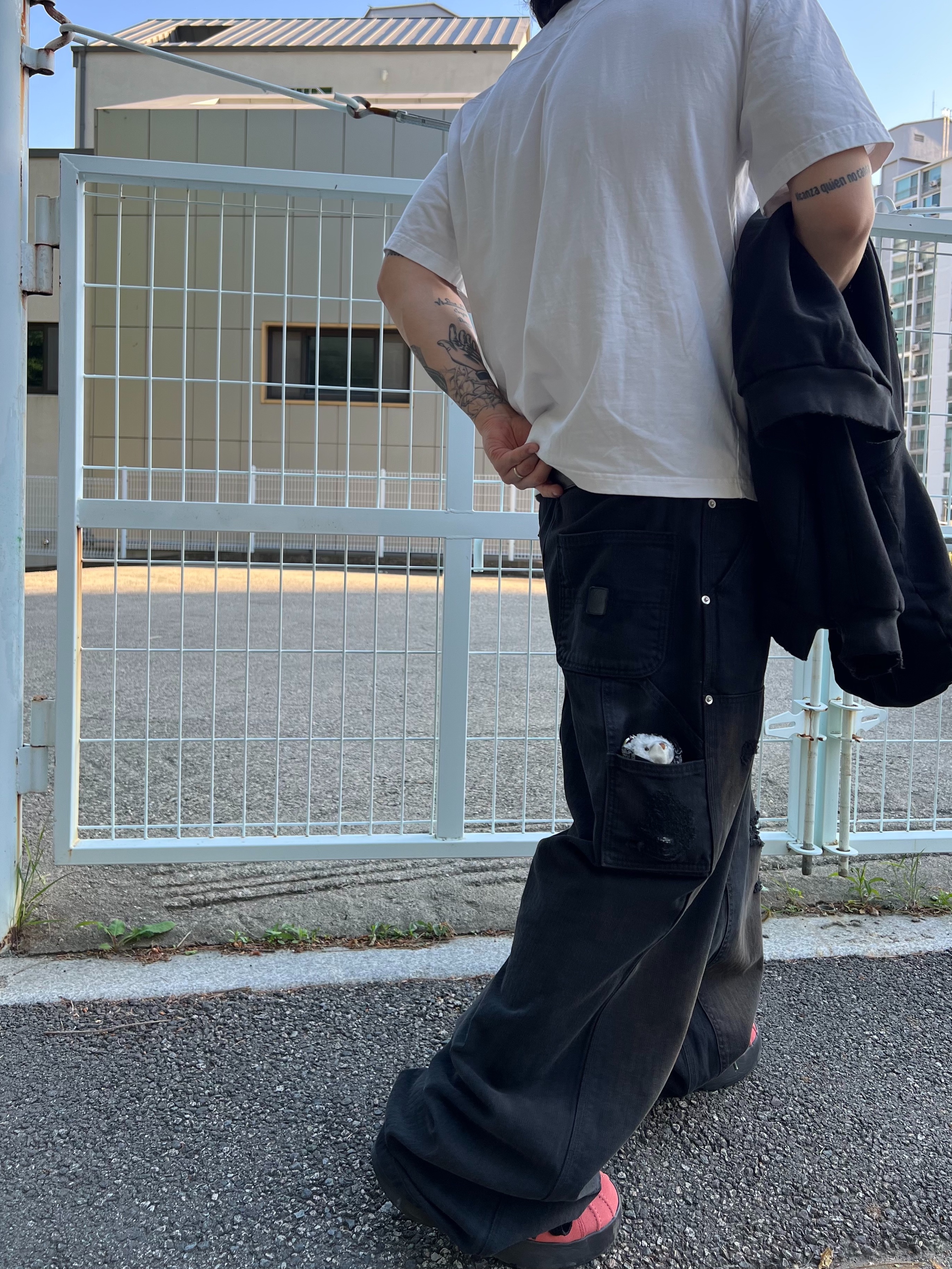 MJD Cowboy Patch Thermal Zip-Up Hoodie Black, Undermycar MU.128 Original Logo Cracked Leather Belt Silver / Black 착용 스타일 - 7