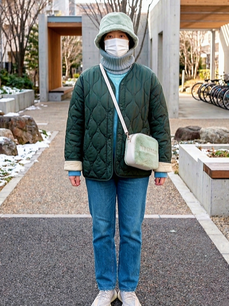(W) Nike Apex Faux Fur Bucket Hat Jade Horizon 착용 스타일