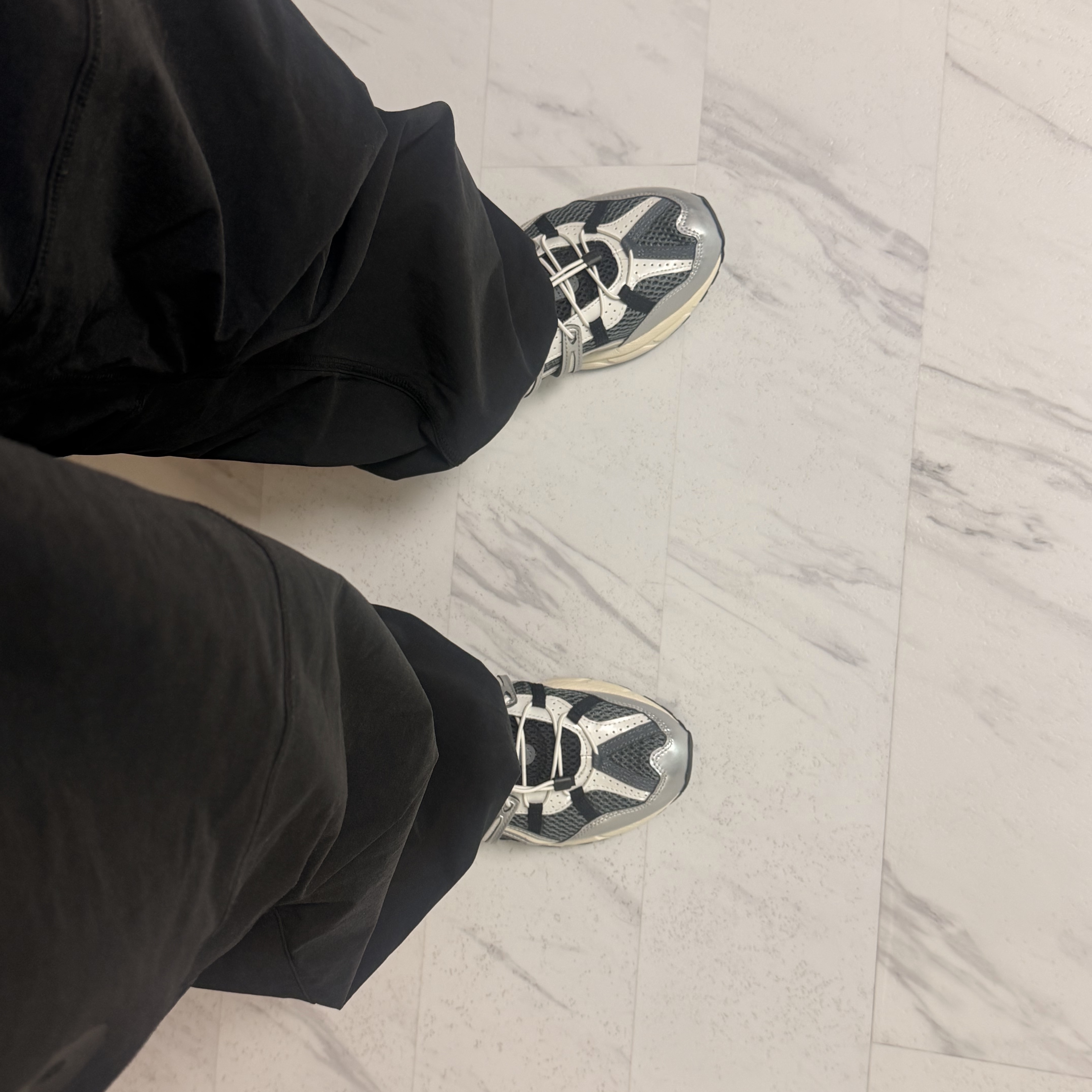 Asics Unlimited Gel-Sonoma 15-50 Steel Grey Pure Silver, Nike Tech Woven Oversized Trousers Sequoia - Asia 착용 스타일 - 1