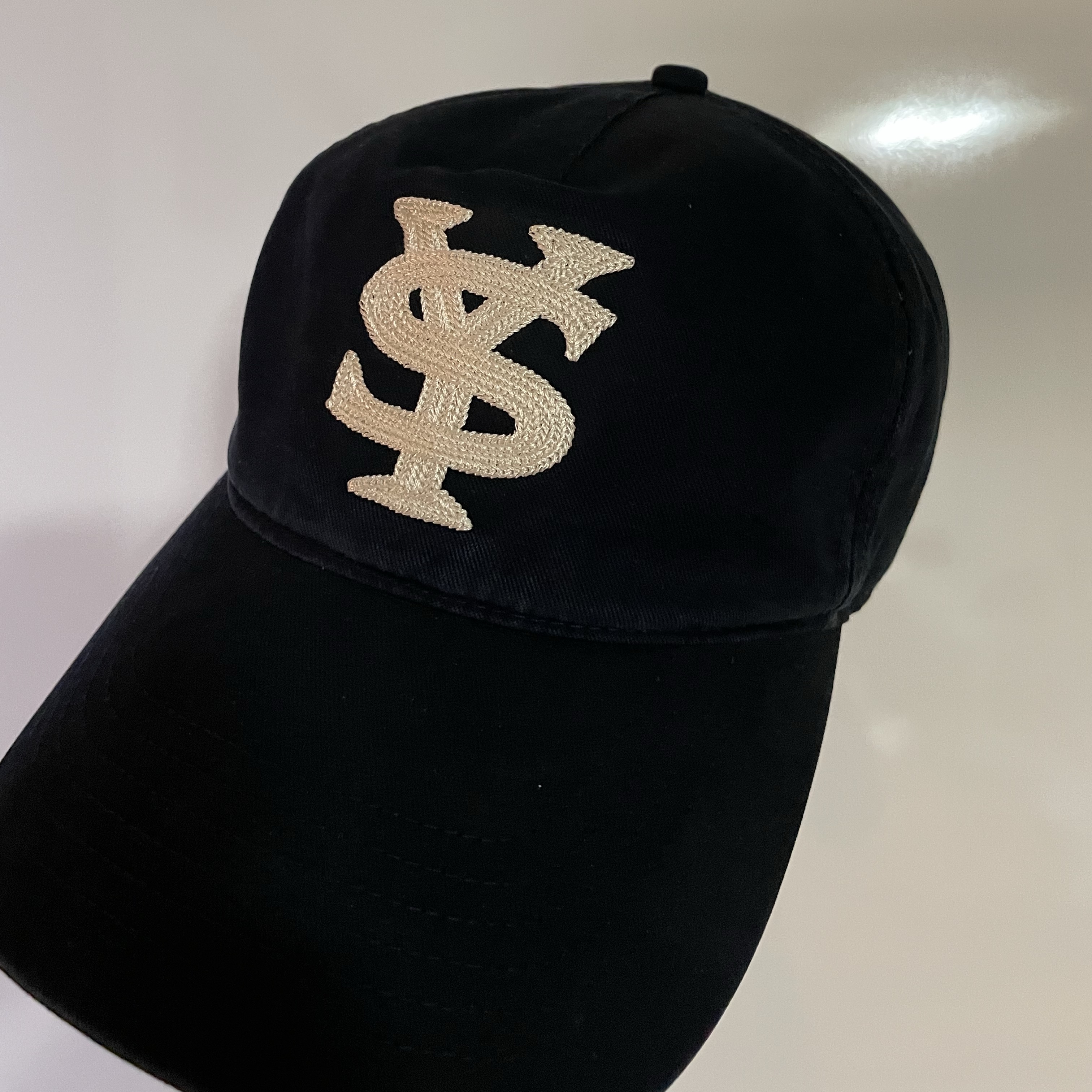 Sunday Ceremony Sy Logo 5 Panel Cotton Cap - Navy 착용 스타일