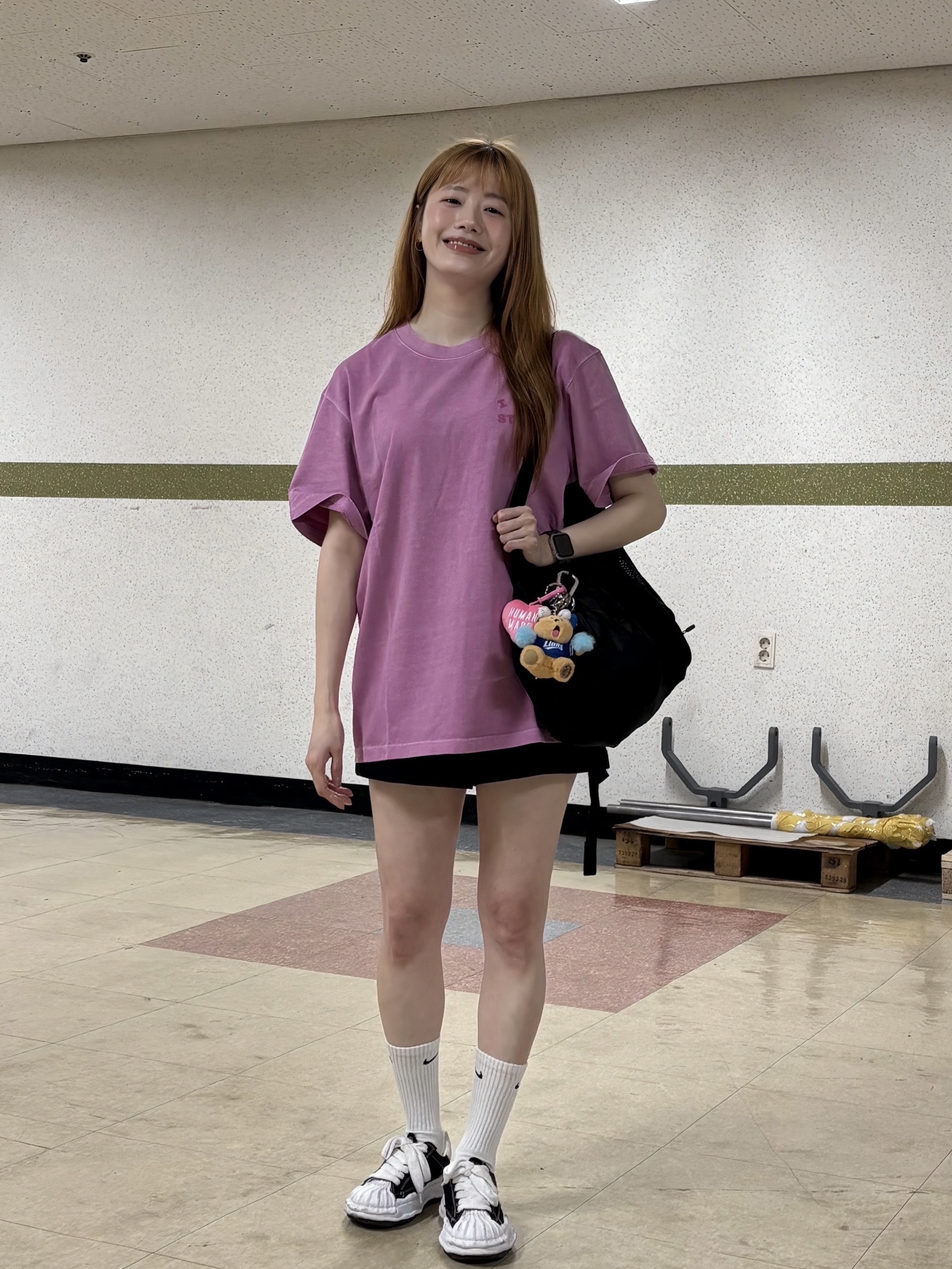 IAB Studio Pigment T-Shirt Magenta, Maison Mihara Yasuhiro Blakey OG Sole Canvas Low-top Sneakers Black White 착용 스타일 - 8