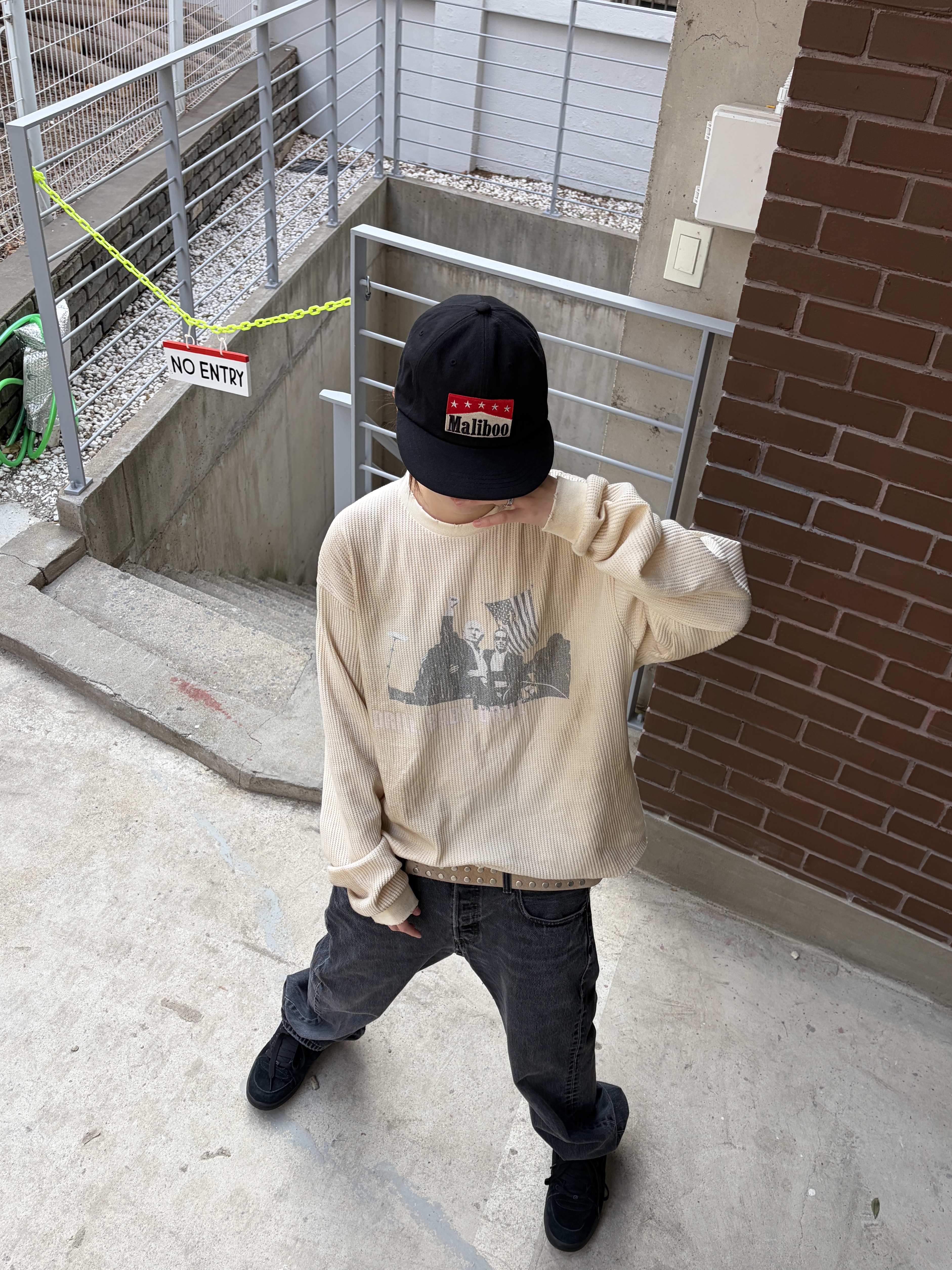 Stussy Bamboo Buckle Belt Hairy Zebra Pattern, Kiko Kostadinov Chalice Lace Up Black 착용 스타일 - 5
