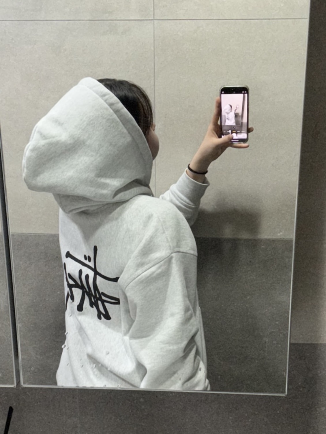 Stussy Basic Stussy Hoodie Ash Heather 착용 스타일 - 3