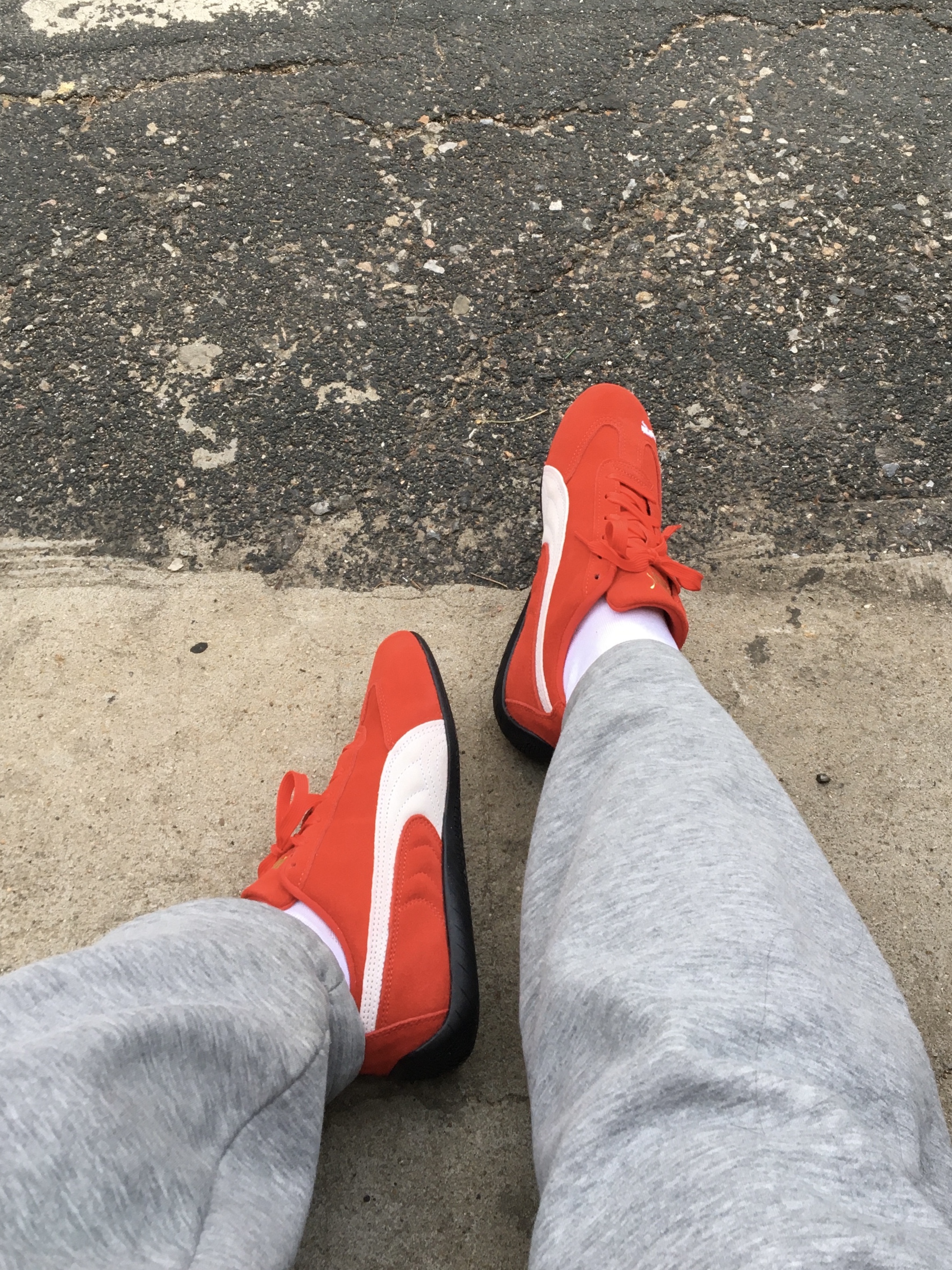 Puma Speedcat OG Red White 착용 스타일 - 1