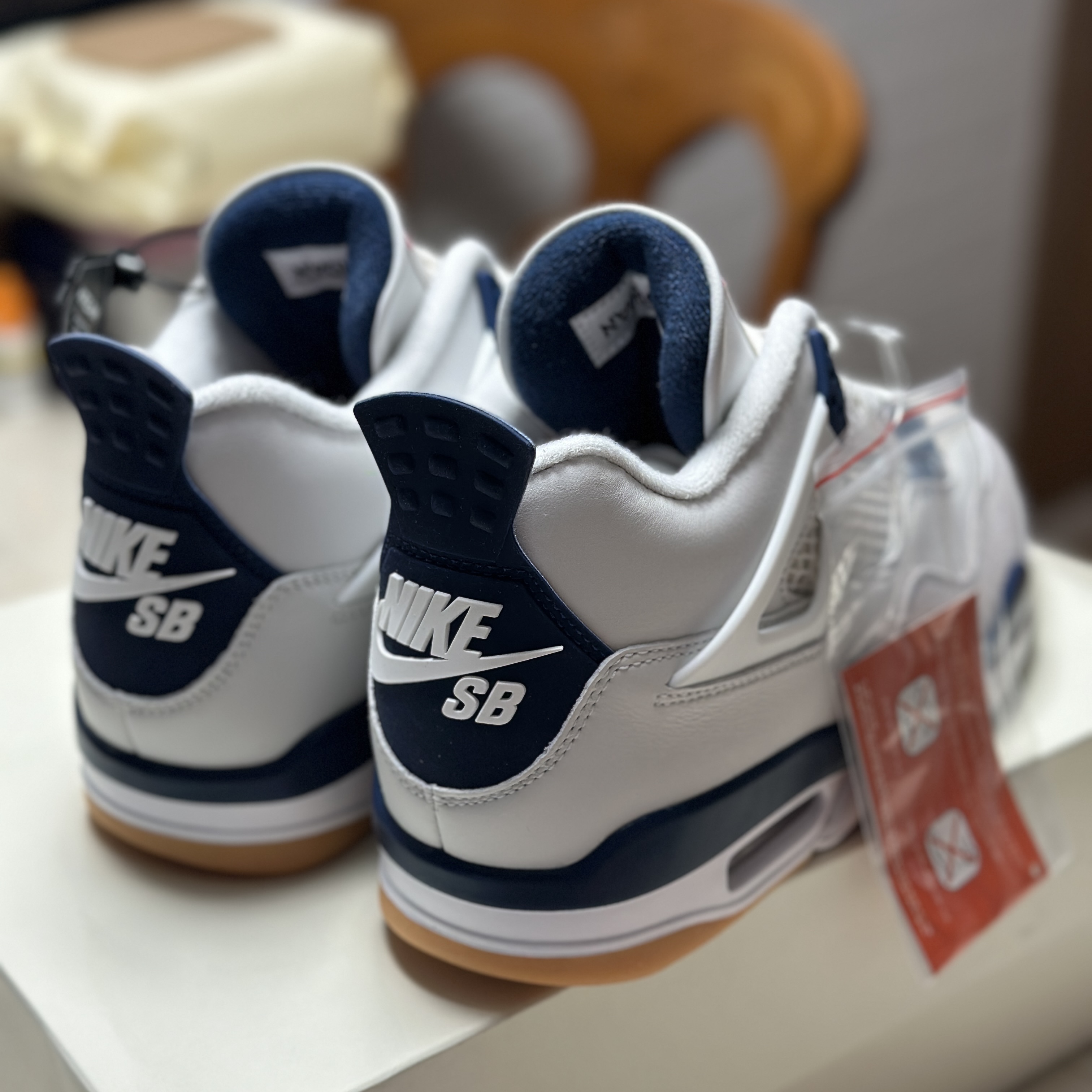 Jordan 4 x Nike SB Retro SP Navy 착용 스타일 - 3