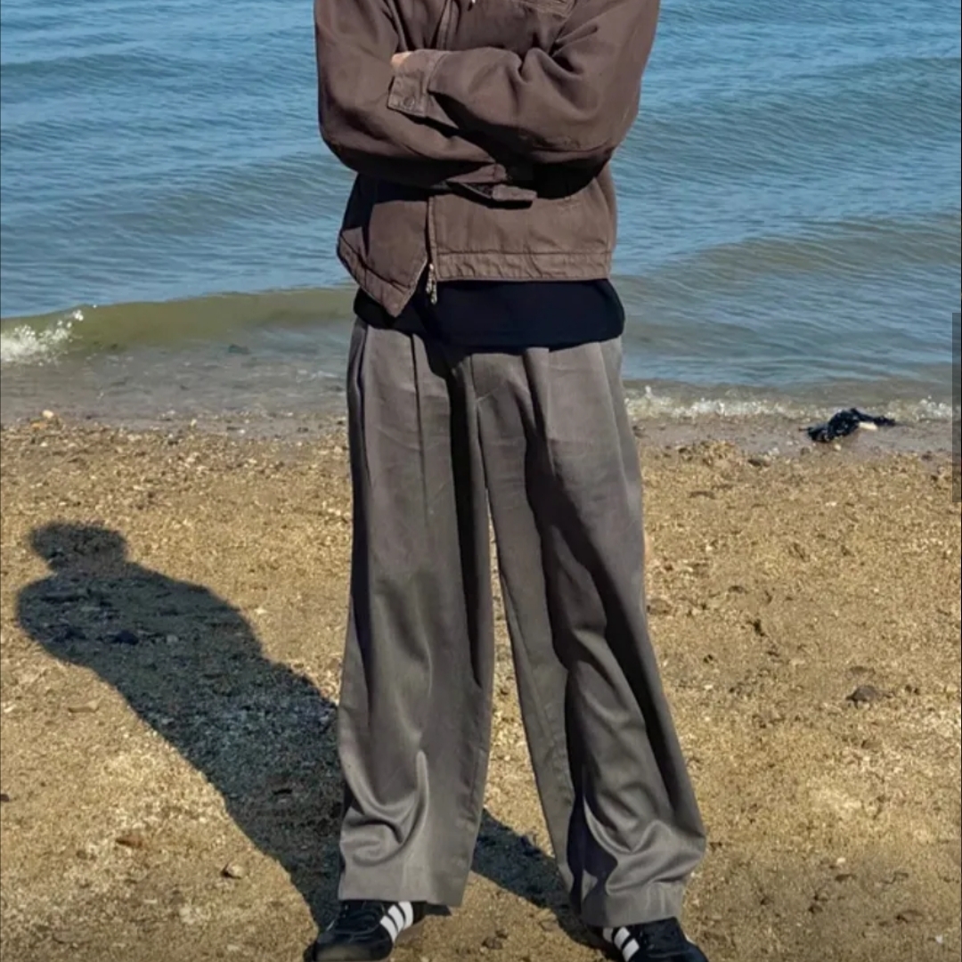24/7 series Noma Adaptive Wide Pants Gray 착용 스타일