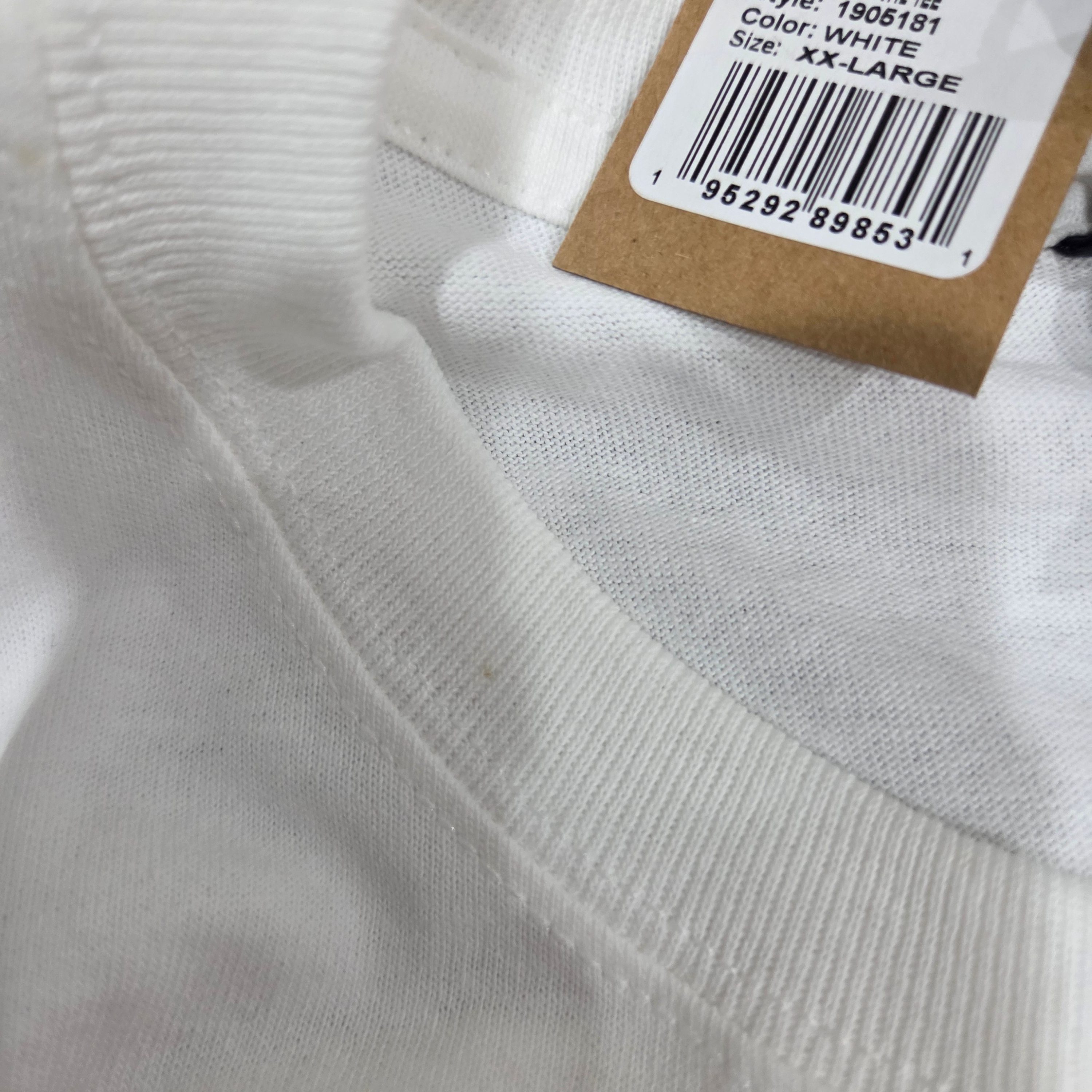 Stussy Wave Oval T-Shirt White 착용 스타일 - 4