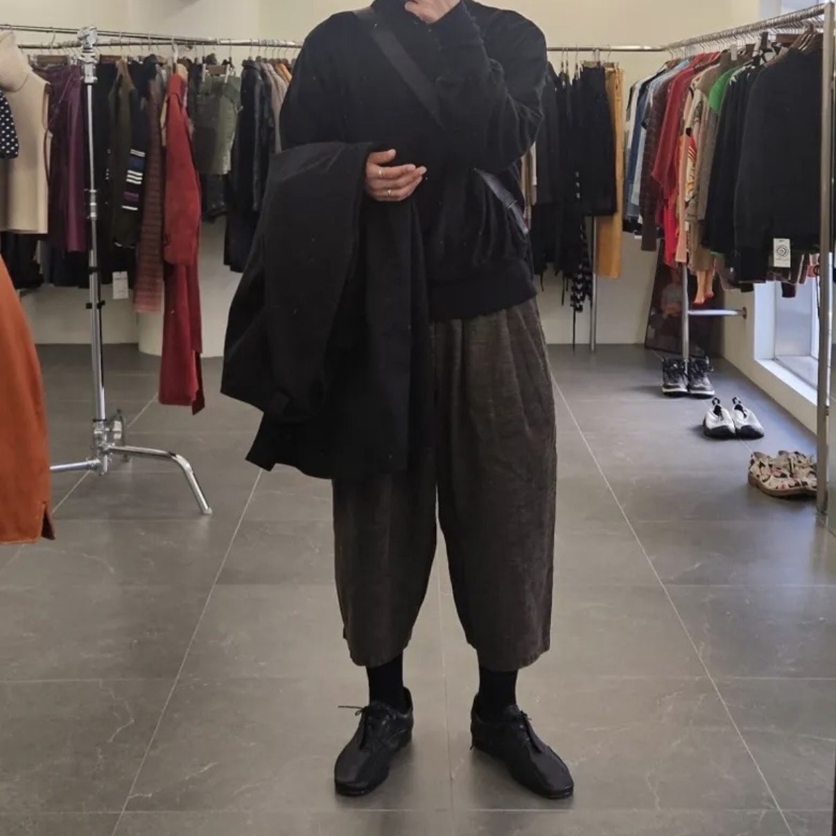 Deviation DV Lowe 01 Derby Vintage Black 착용 스타일