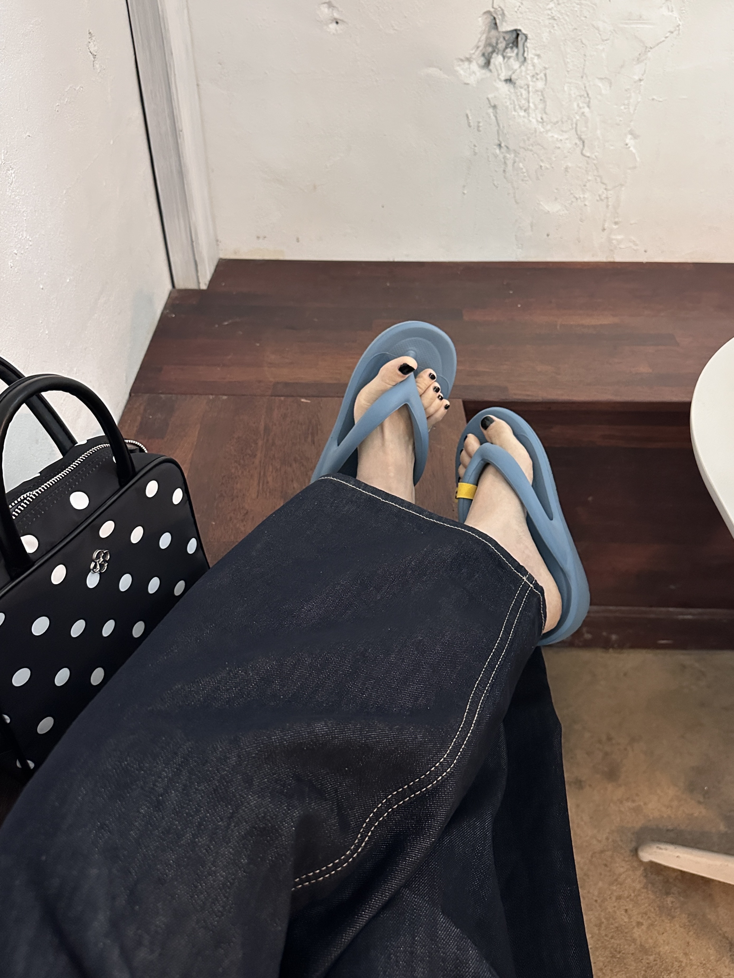 Taw&Toe Zerovity OG Misty Blue 착용 스타일 - 3