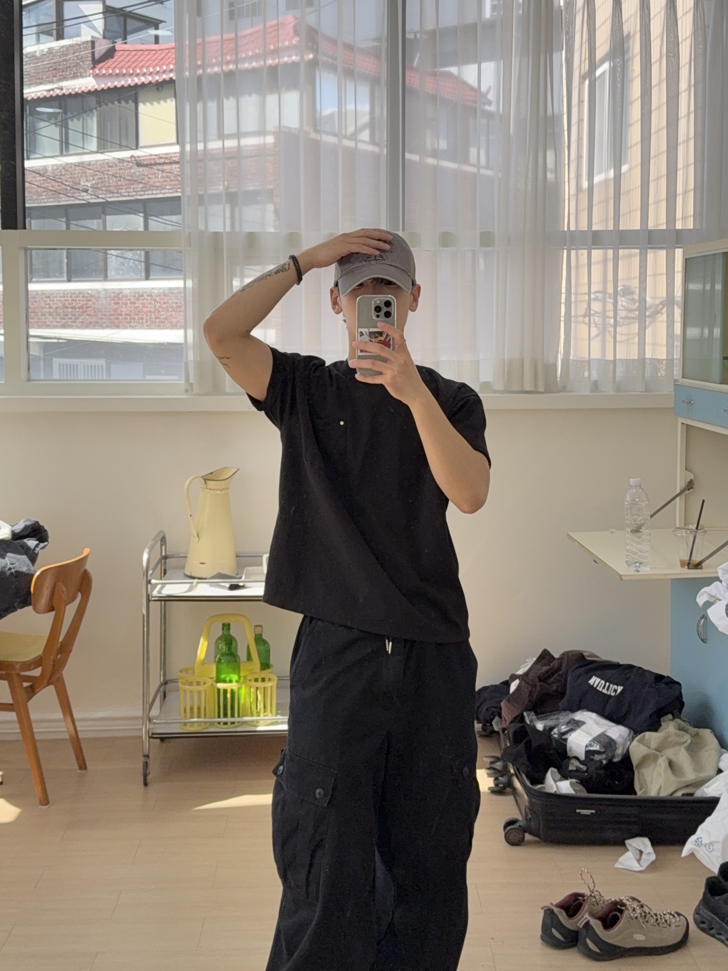 Nike Air Force 1 '07 Low Triple Black, (W) Nike Air Force 1 '07 Low Triple Black 착용 스타일 - 2