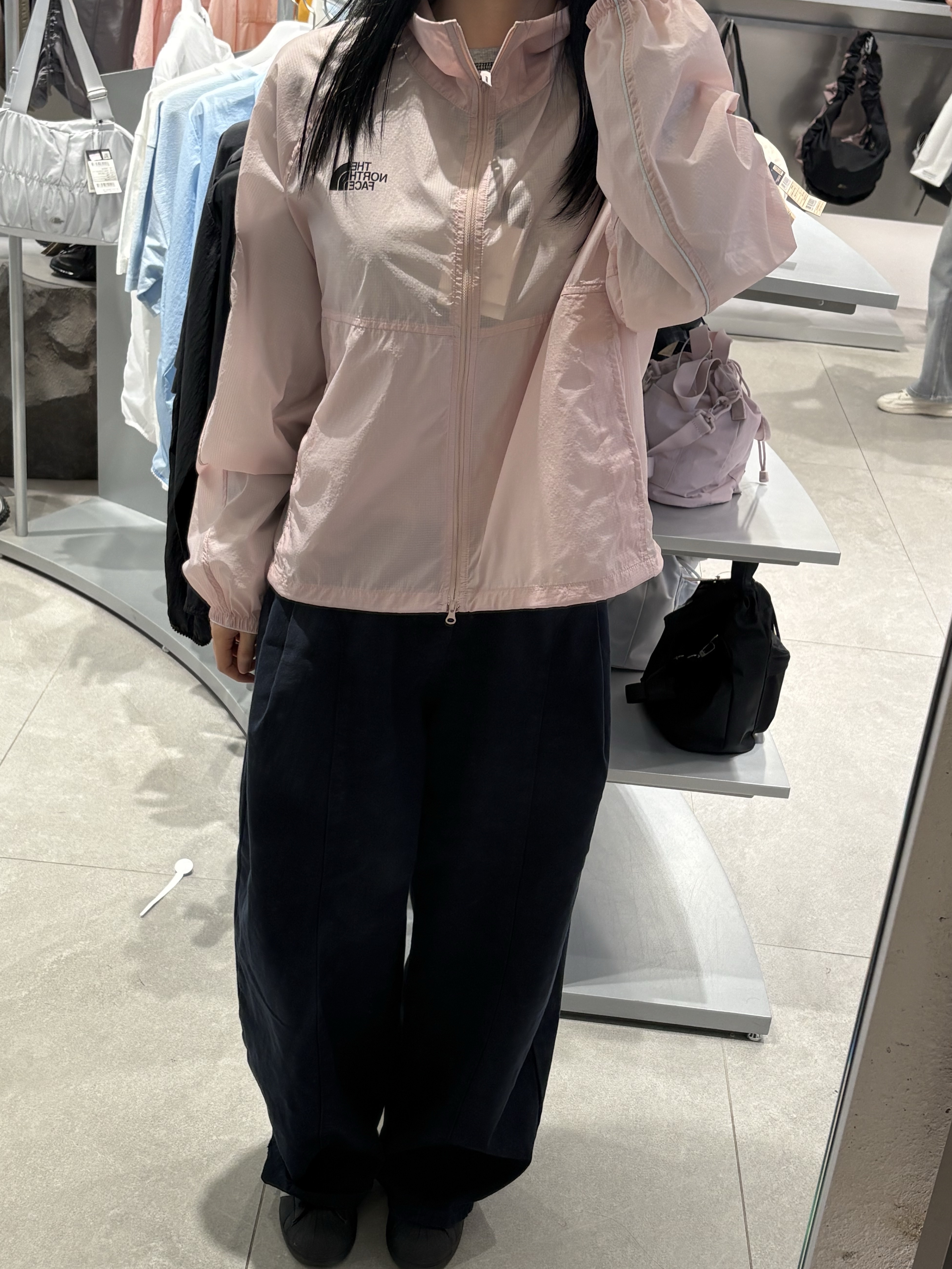 (W) The North Face White Label Olema LT Jacket Pale Peach 착용 스타일