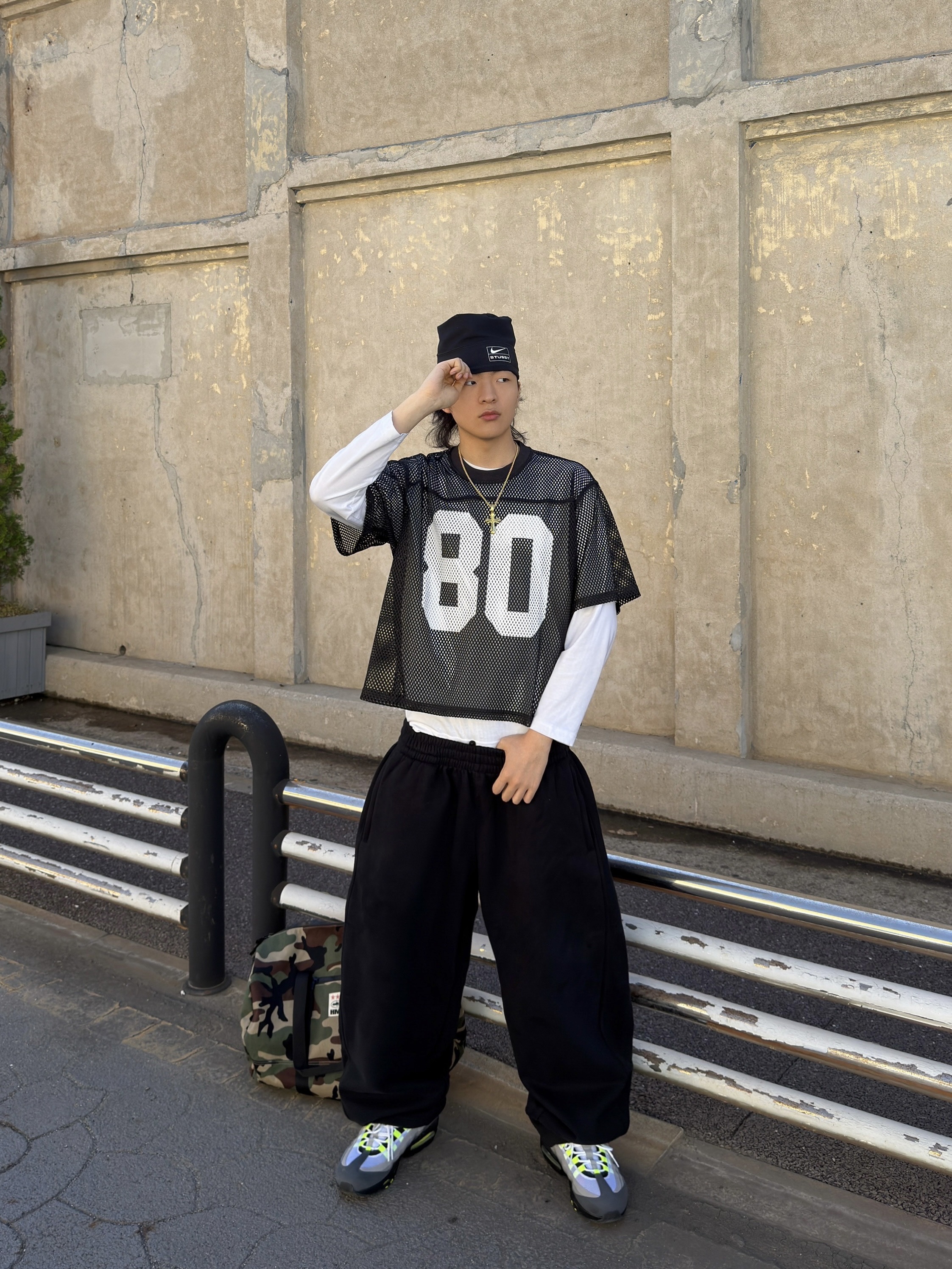 Nike Air Max 95 OG Neon, Nike x Stussy Skull Cap Black 착용 스타일 - 2