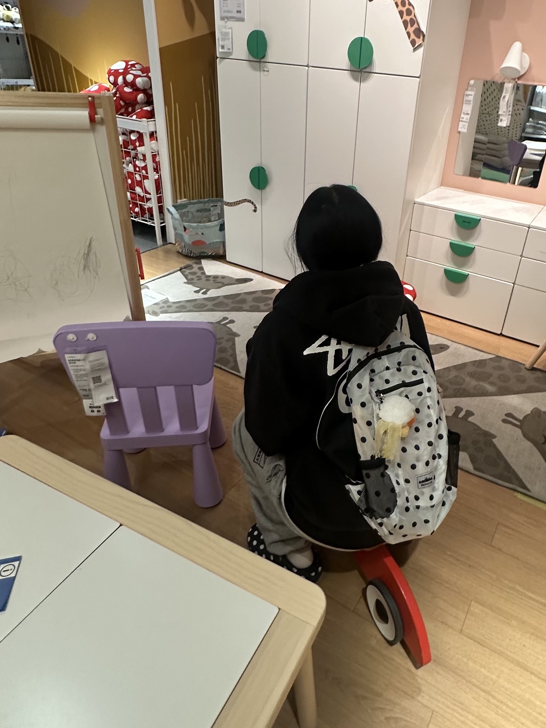 Subu Permanent F-Line Dots, Stussy 8 Ball Zip Hoodie Black - 22SS 착용 스타일 - 2