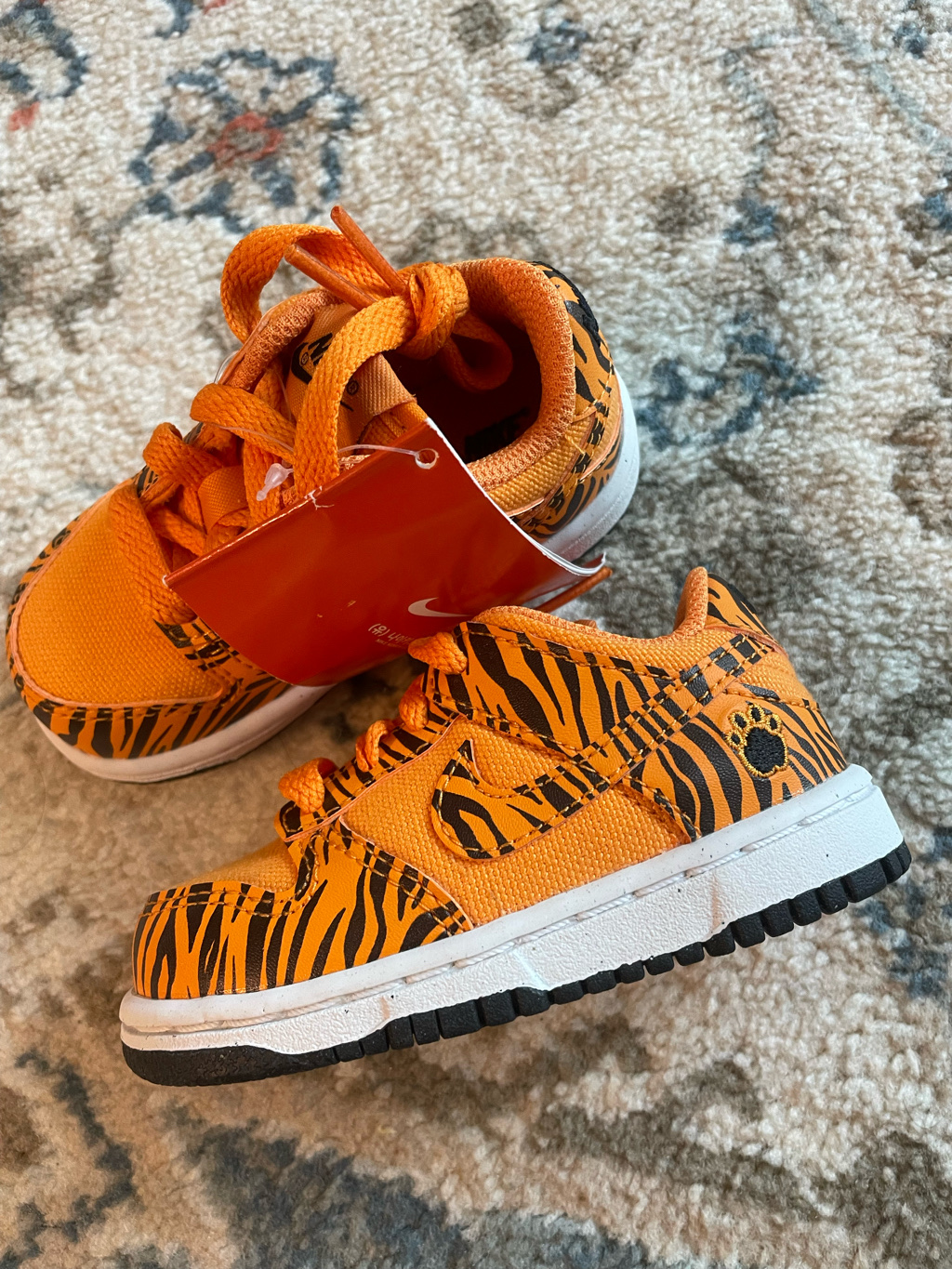 (TD) Nike Dunk Low Next Nature Kumquat Black 착용 스타일 - 1