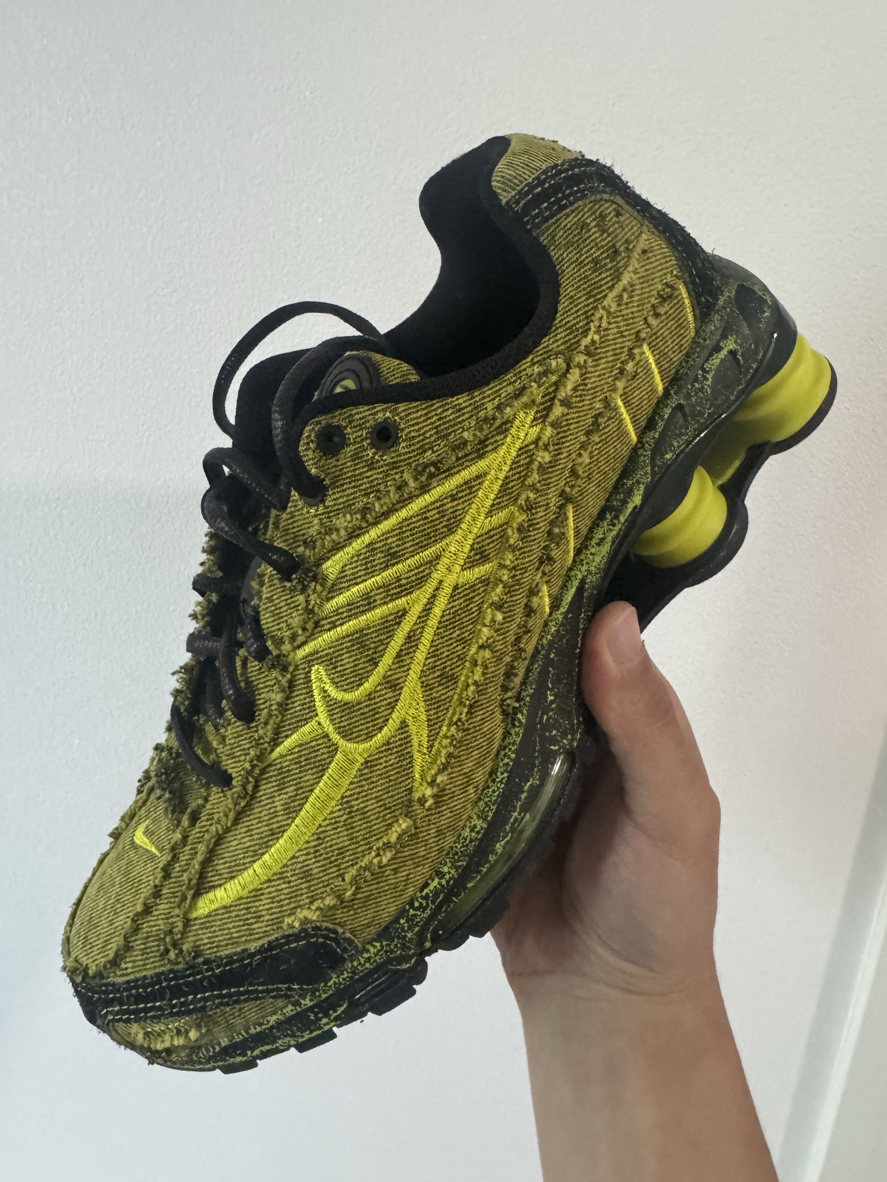 Nike Shox Ride 2 Bright Cactus and Black 착용 스타일 - 2