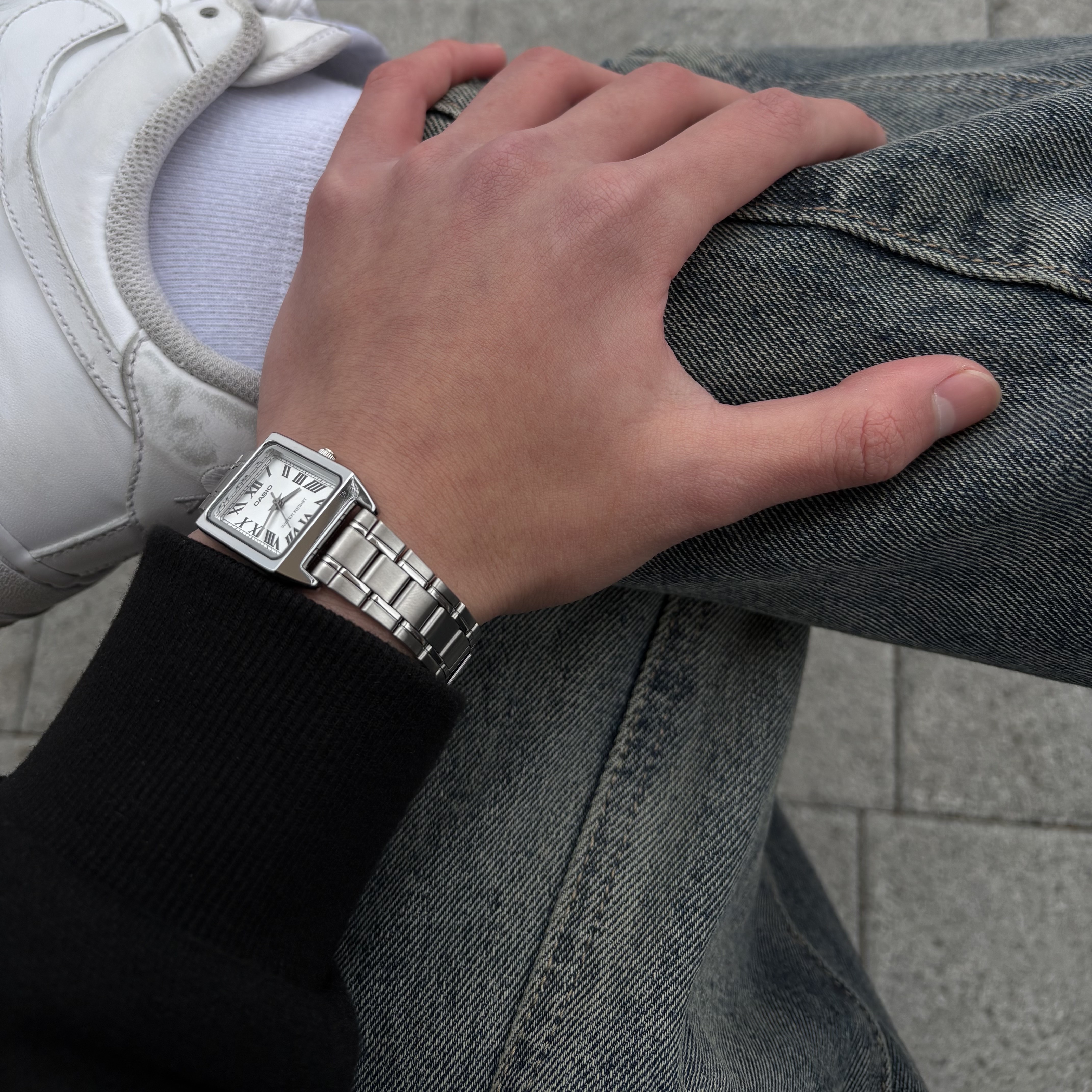 Casio LTP-V007D-7B 착용 스타일