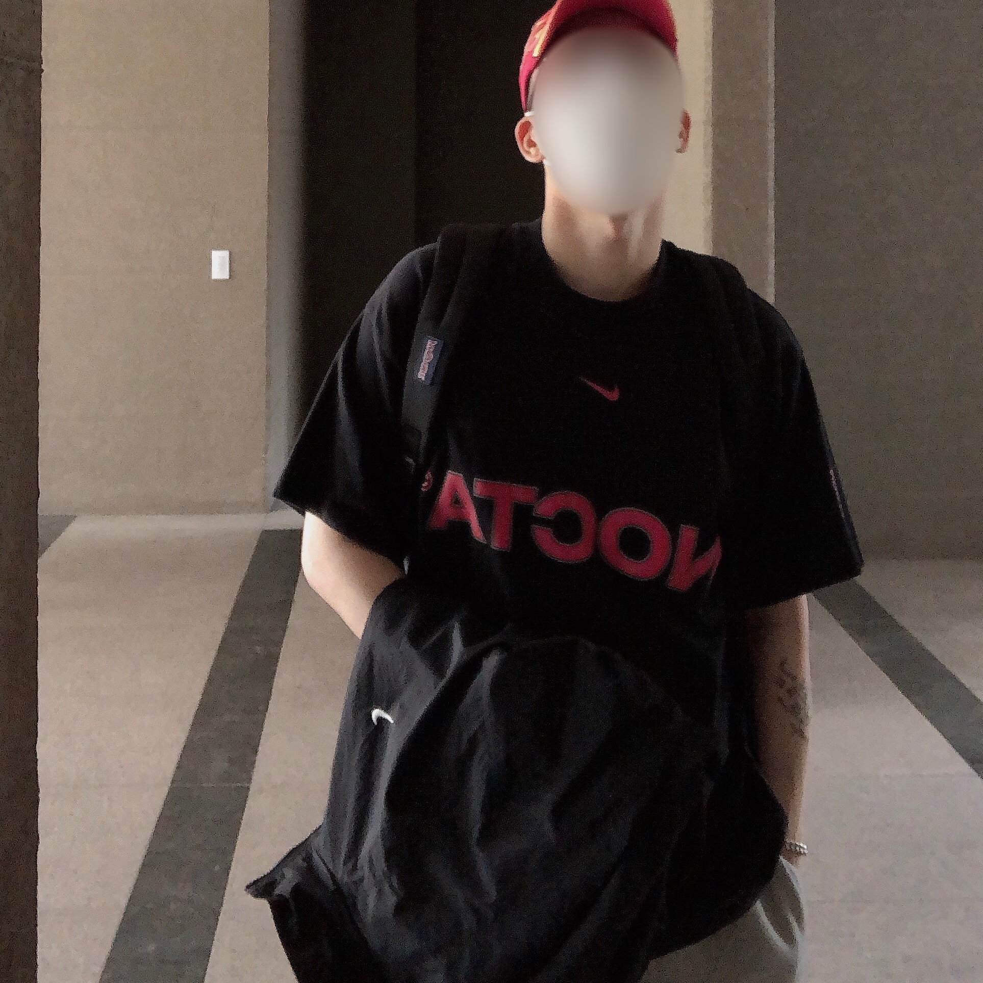 Nike x Drake Nocta Cobra T-Shirt Black - Nocta Exclusive 착용 스타일 - 1