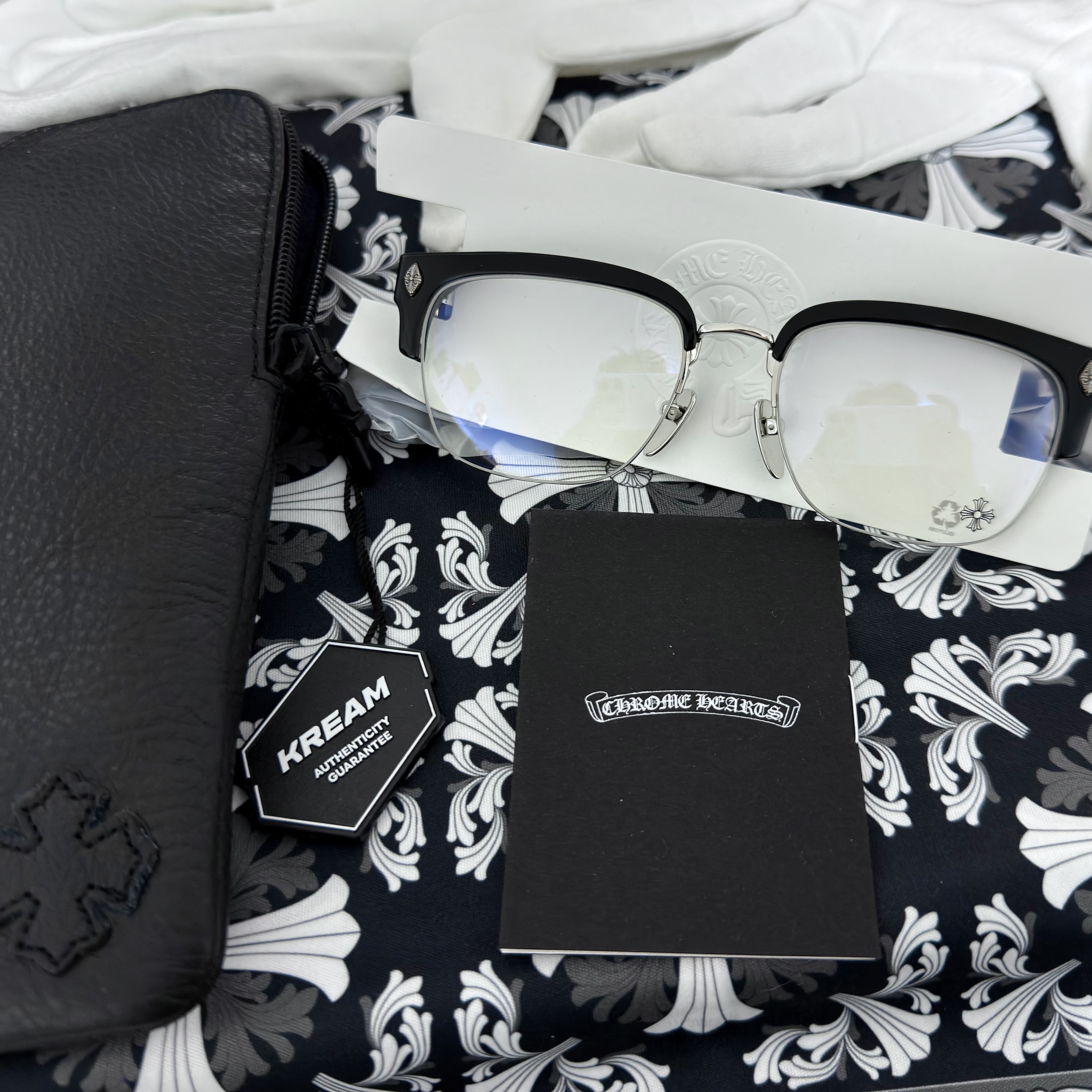 Chrome Hearts Evagilist Black Shiny Silver 착용 스타일 - 2