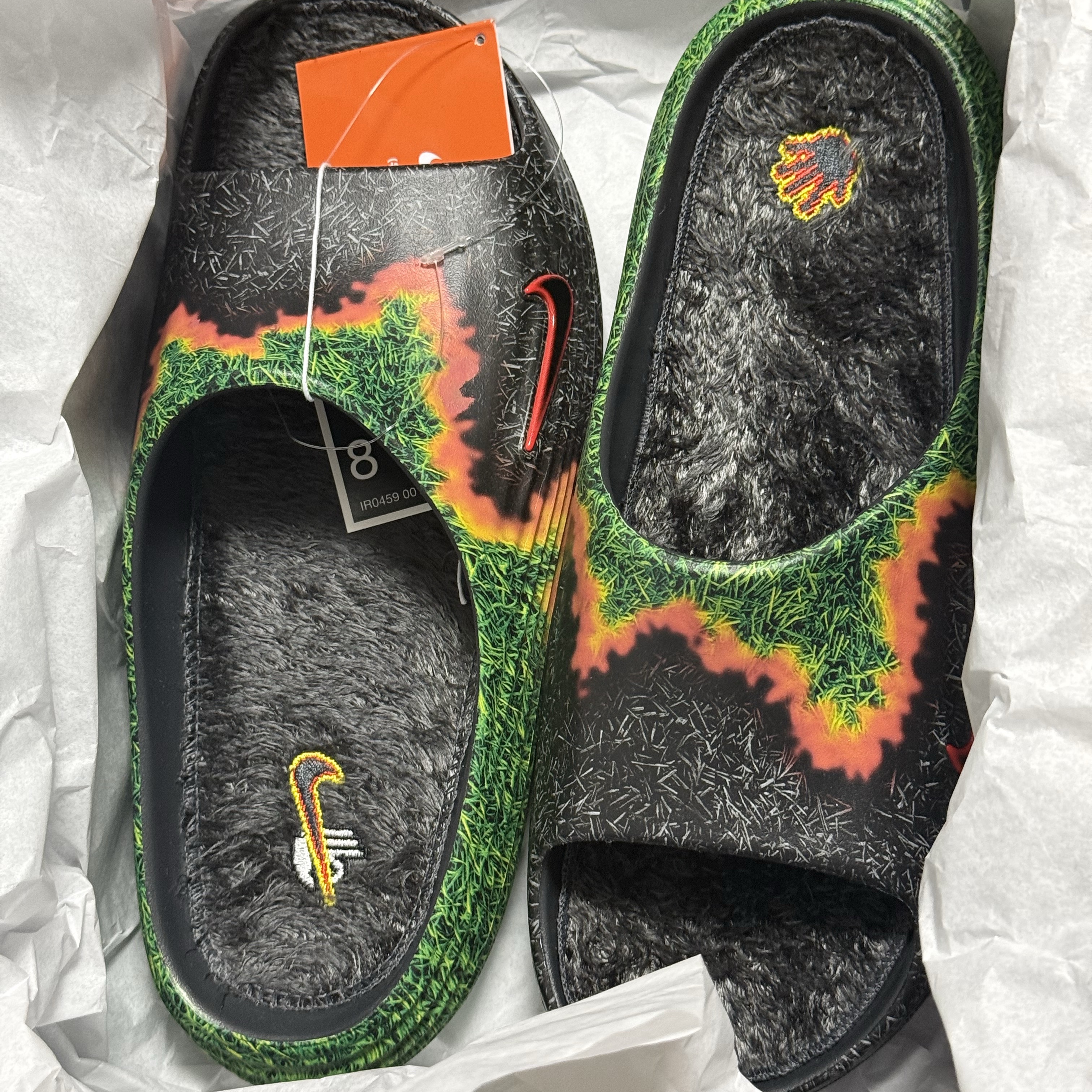 Nike ReactX Rejuven8 Slide Patched Grass 착용 스타일