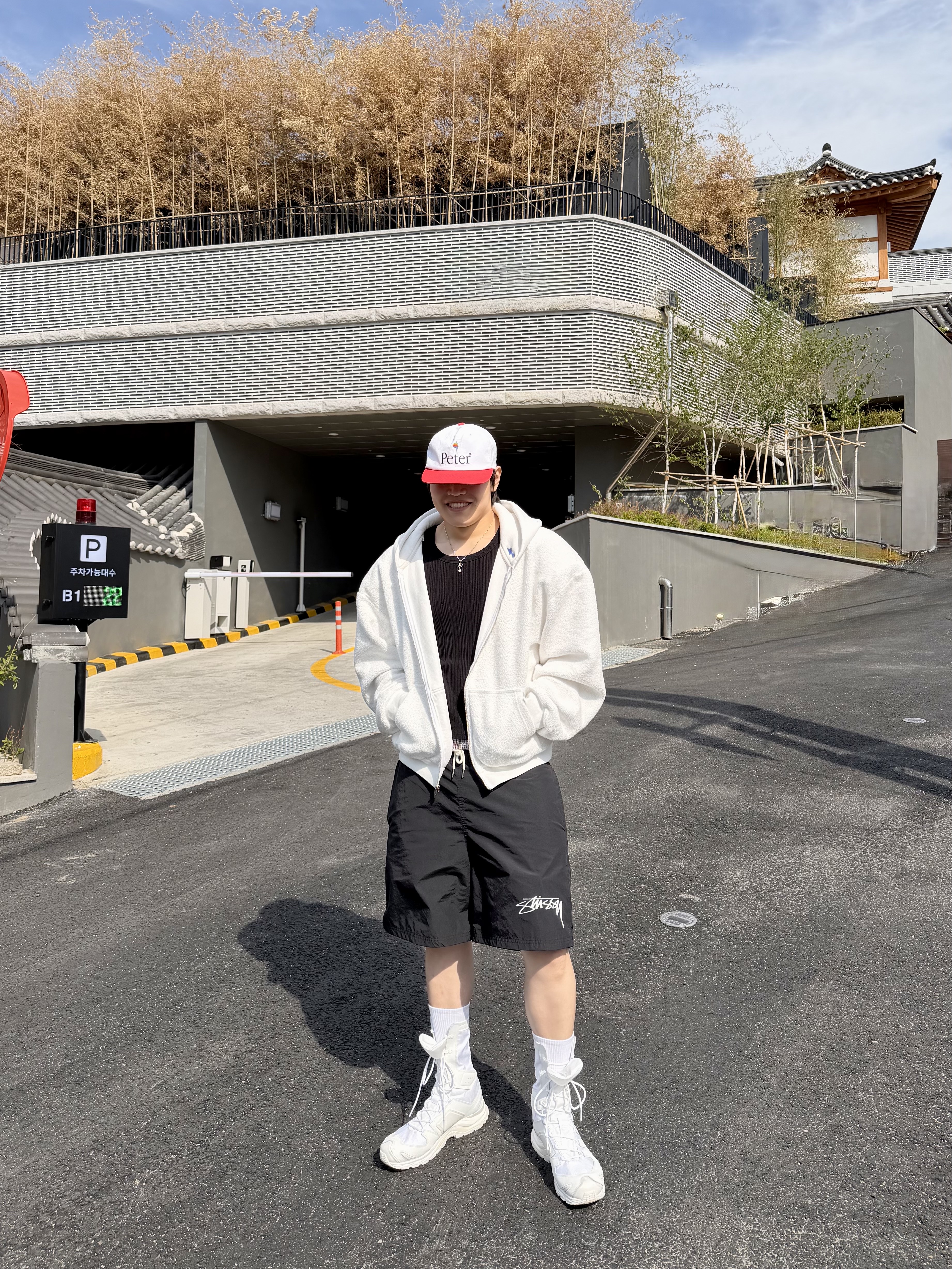 SKYLRK Reverse Zip Hoodie Paper, Nike x Stussy Shorts Black (FJ9167-010) 착용 스타일 - 4