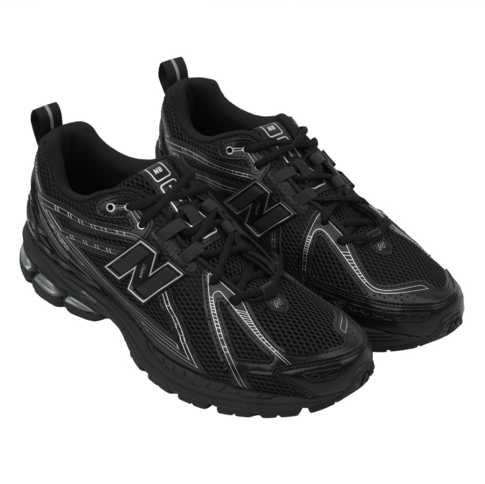 New Balance 1906R Black Silver Metallic 착용 스타일