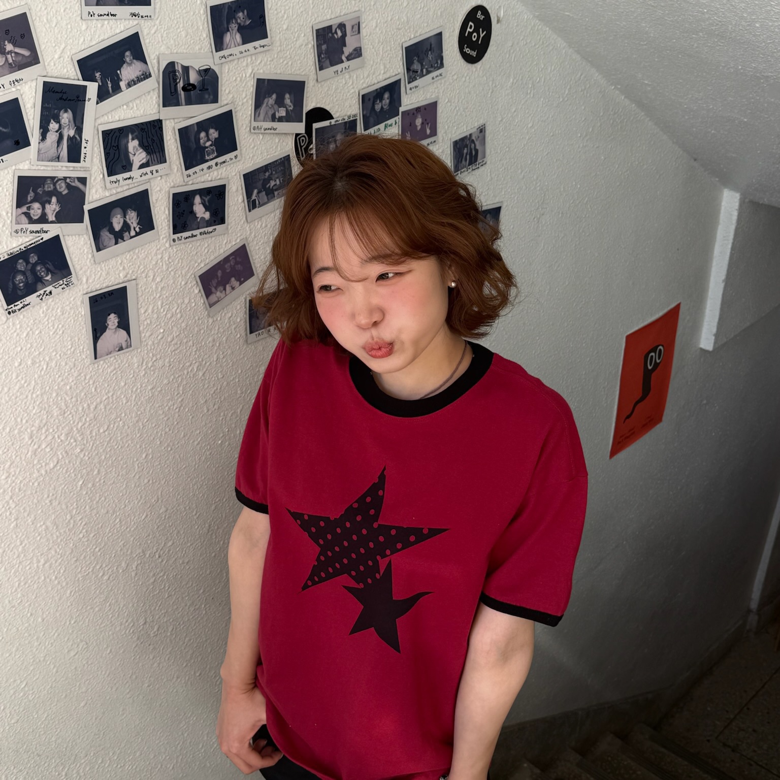 AMOU Two Star Ringer T-Shirts Red, AMOU Two Star Ringer T-Shirts Gray 착용 스타일 - 2