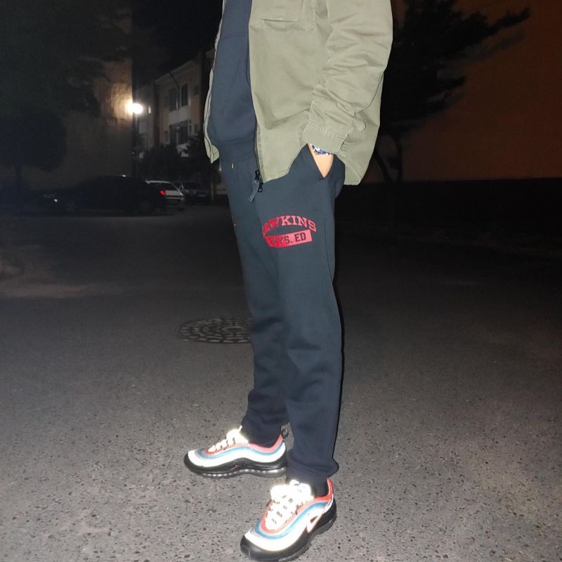 Nike x Stranger Things NRG Club SN Fleece Pants Black (IF8524-010) 착용 스타일