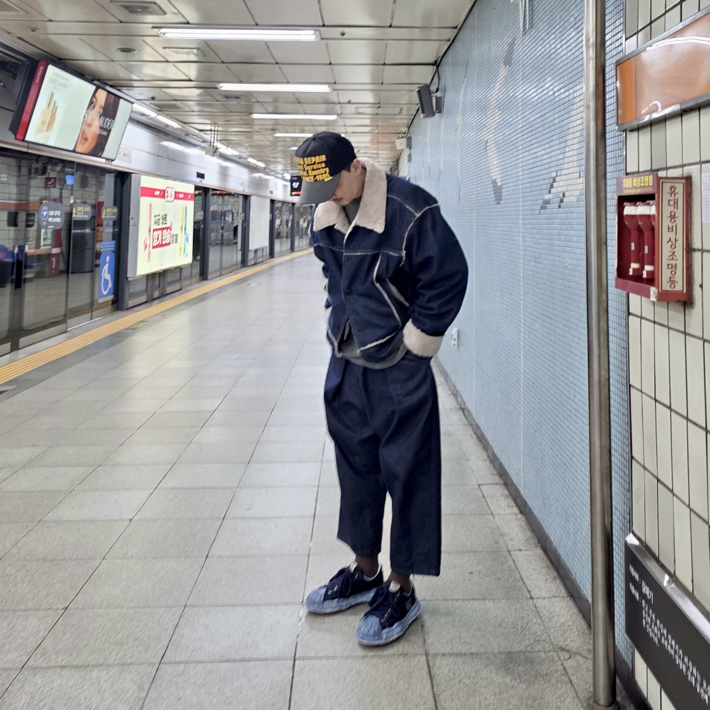 Maison Mihara Yasuhiro Blakey OG STC Sole OD Canvas Low-top Sneakers Navy, Kapital Denim Repair Track Cap Black Gray 착용 스타일