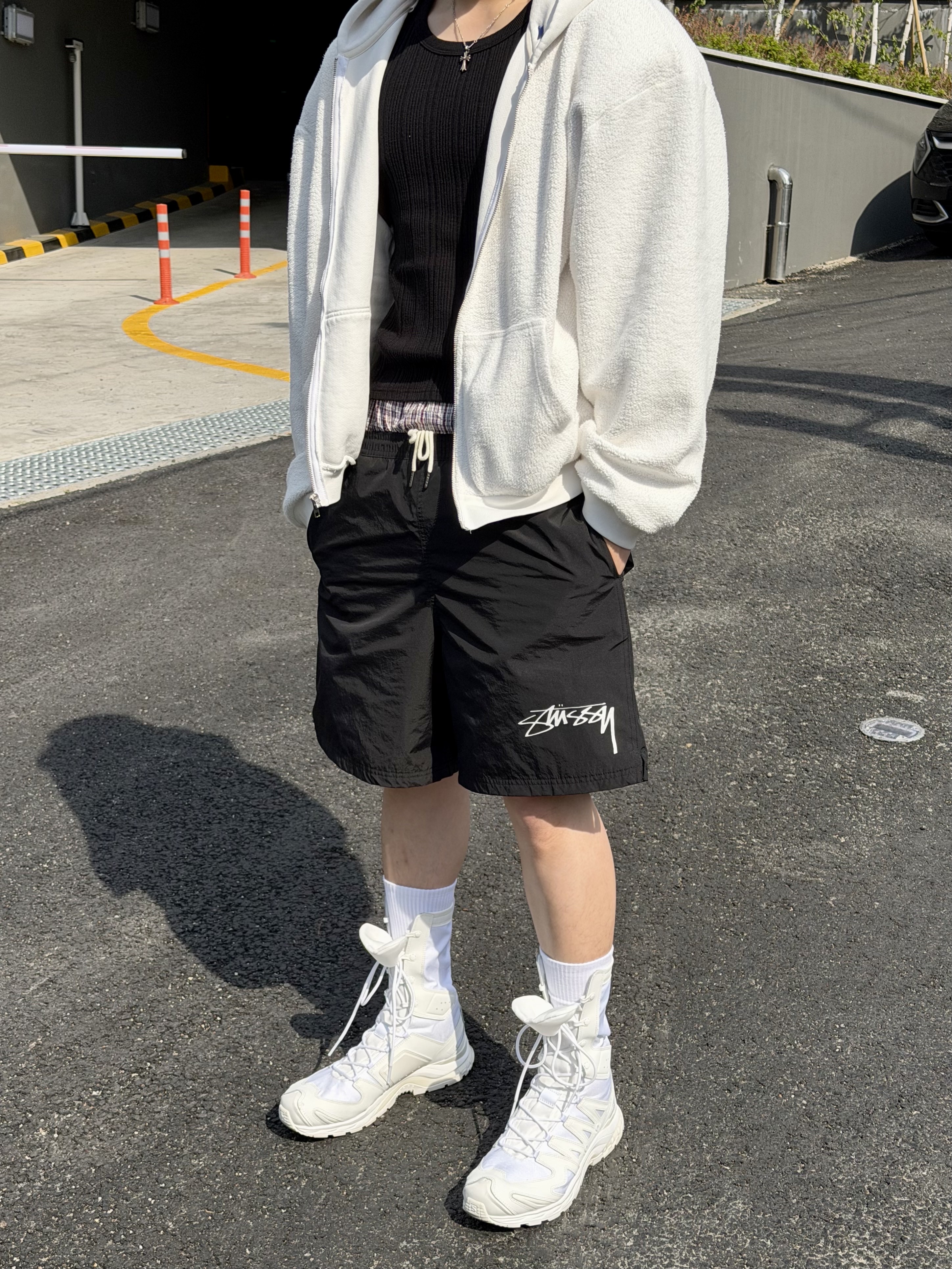 SKYLRK Reverse Zip Hoodie Paper, Nike x Stussy Shorts Black (FJ9167-010) 착용 스타일 - 2