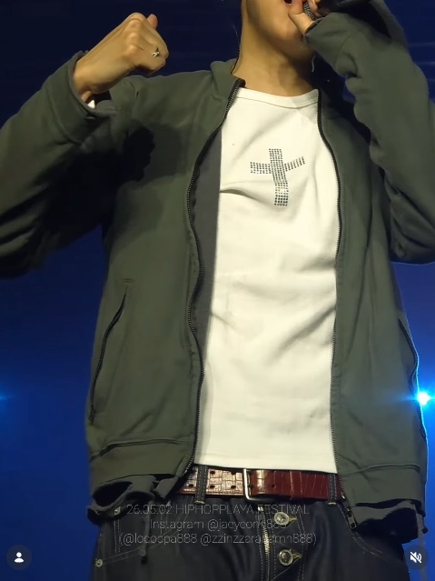 Undermycar Grunge Dual Core Zip-Up Smoke Khaki 착용 스타일 - 3
