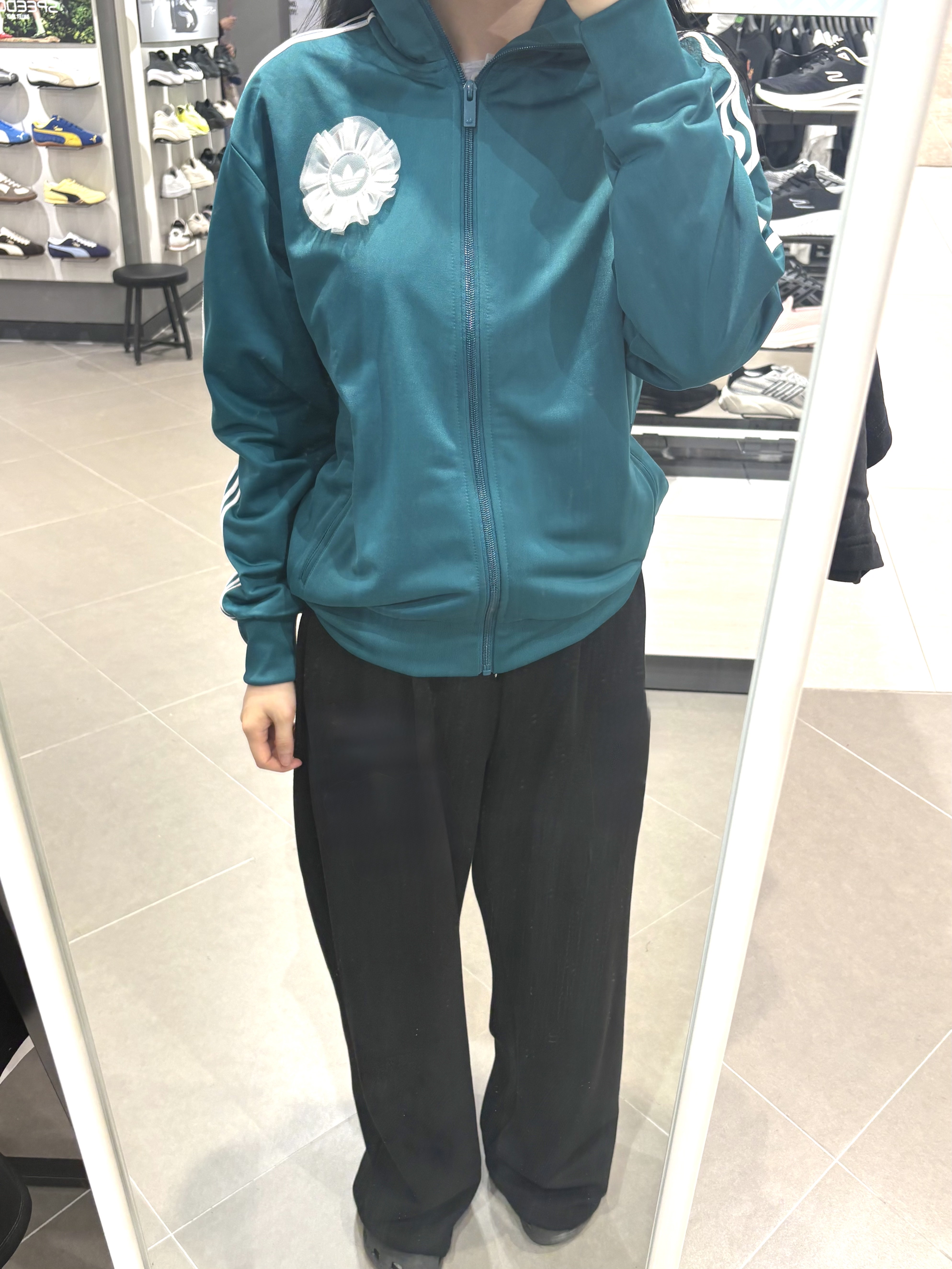 (W) Adidas Originals Lace Branding FB TT Tracksuit Top Legacy Teal - KR Sizing 착용 스타일