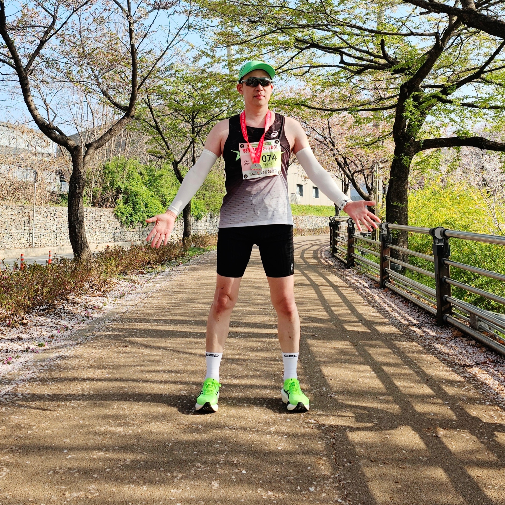Asics Metaspeed Singlet Performance Black 착용 스타일