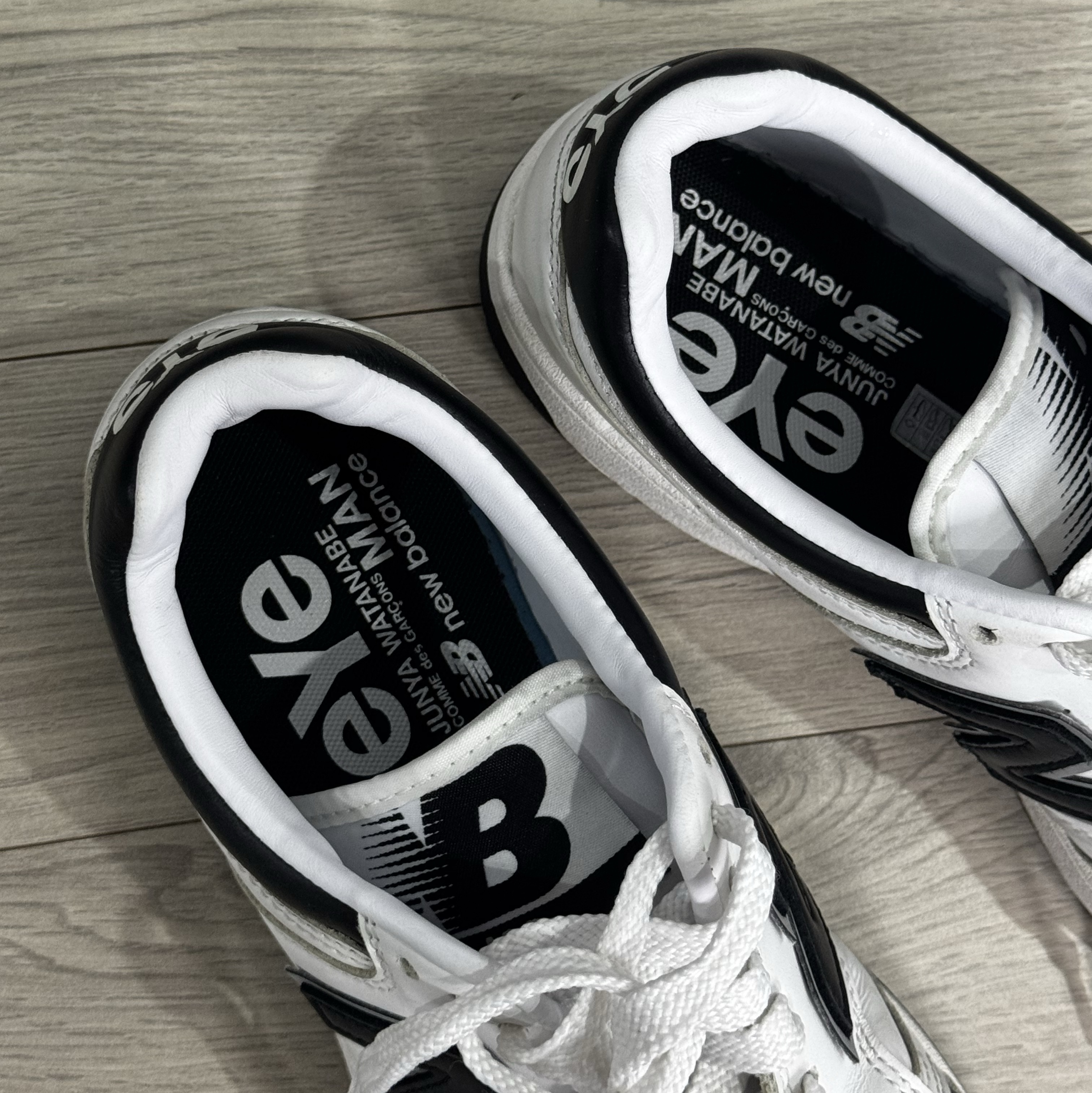 New Balance x Comme des Garcons Junya Watanabe Man 480 White Black 착용 스타일 - 3