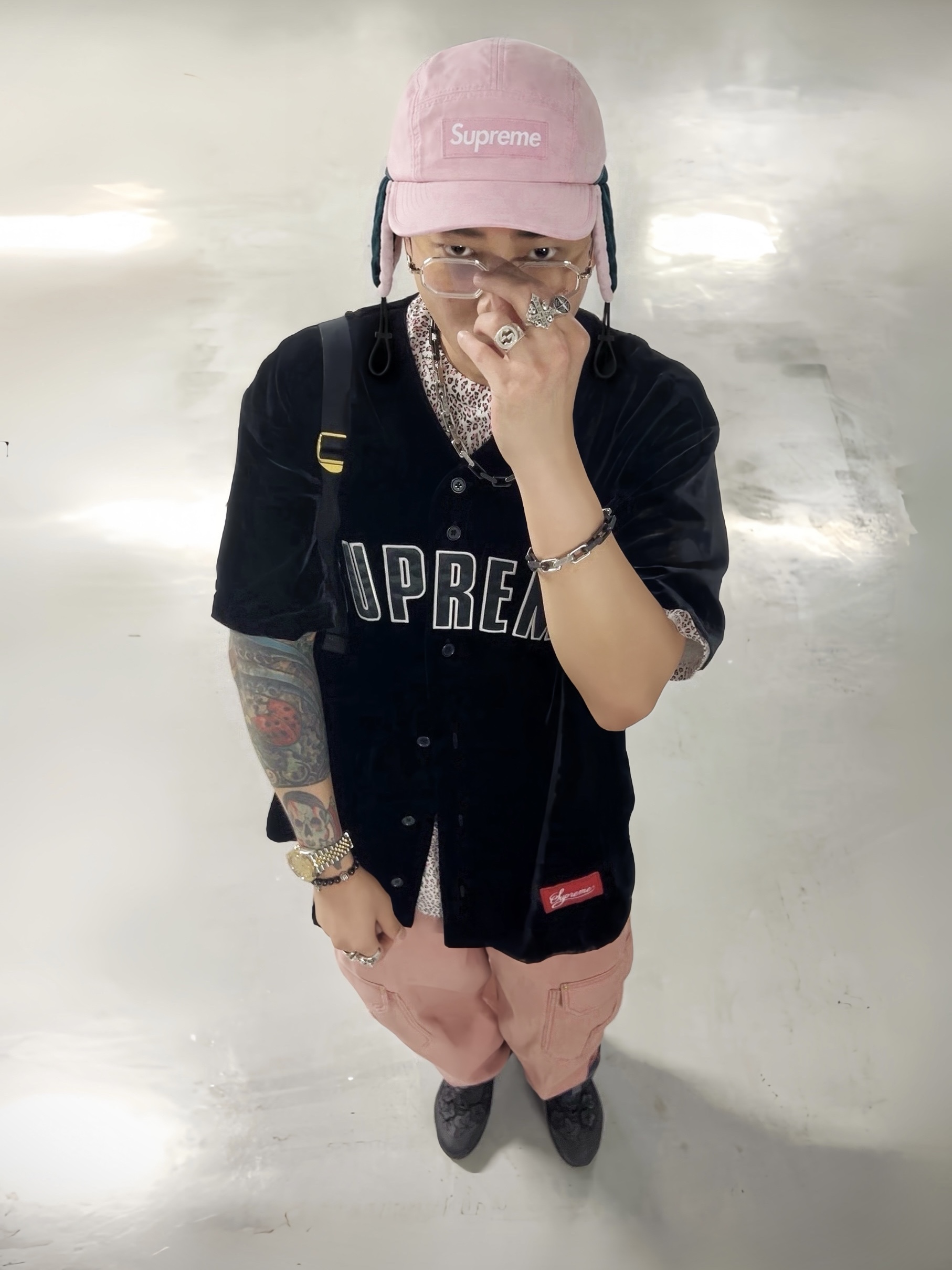 Supreme Polartec Lined Packable Earflap Camp Cap Pink - 25FW, Supreme Leopard Silk S/S Shirt Pink - 22SS 착용 스타일