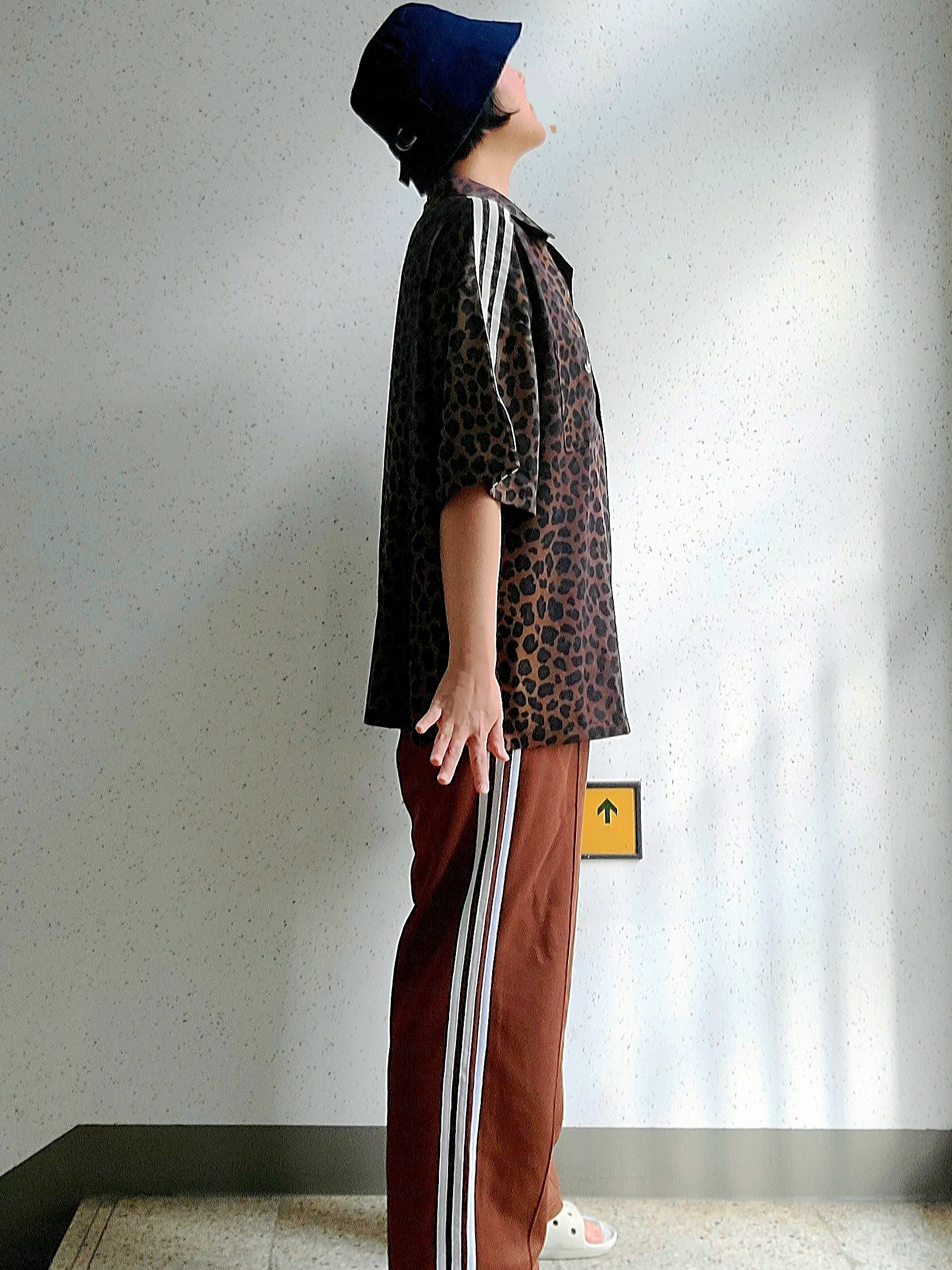 (W) Adidas Originals Satin Shirt Bronze Strata - US Sizing, Adidas Adicolor Baggy Fit Firebird Track Pants Brown - KR Sizing 착용 스타일
