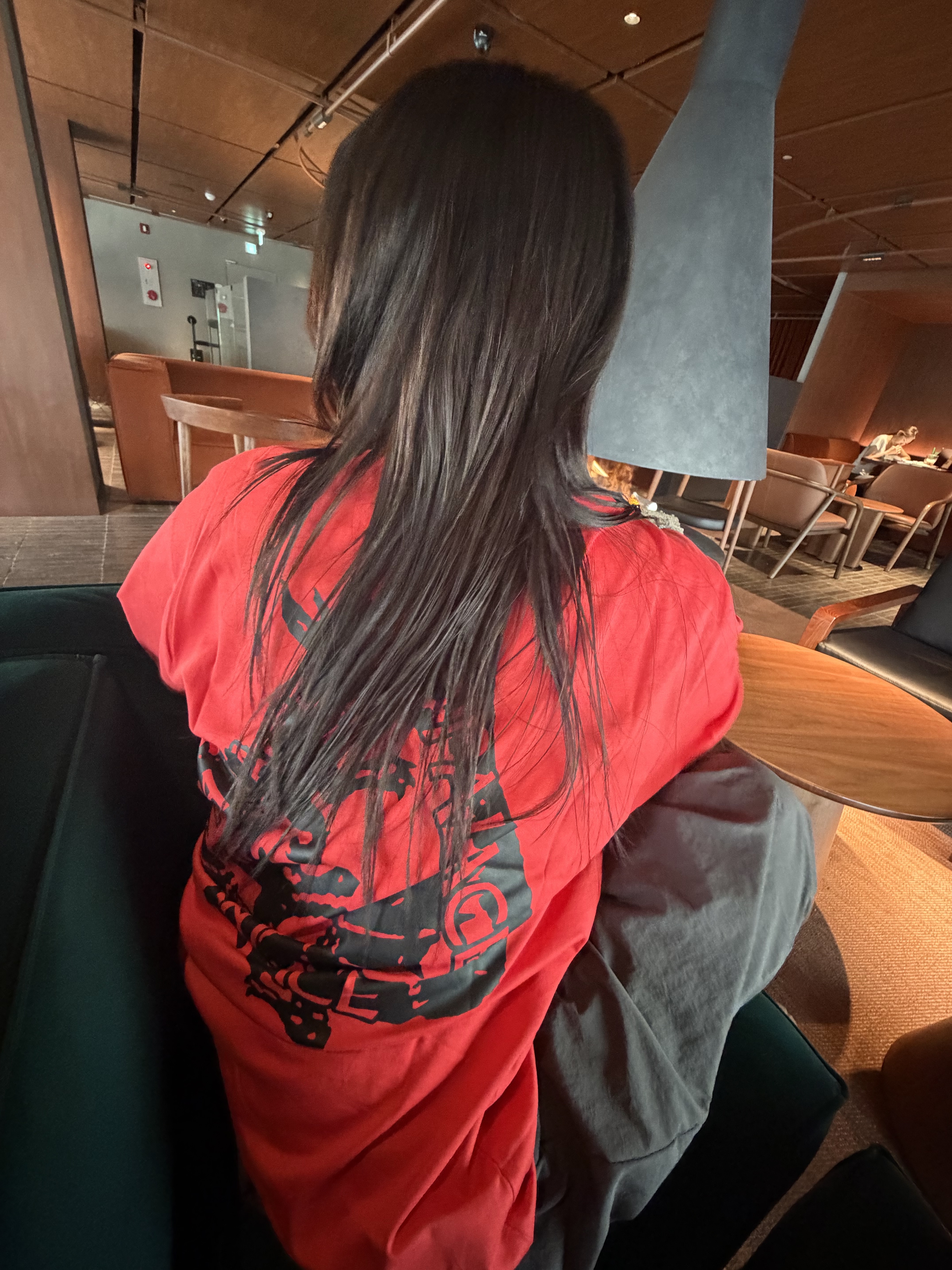 Palace Tri Sorcery T-Shirt Black - 25FW, Palace Tri Sorcery T-Shirt White - 25FW 착용 스타일 - 1