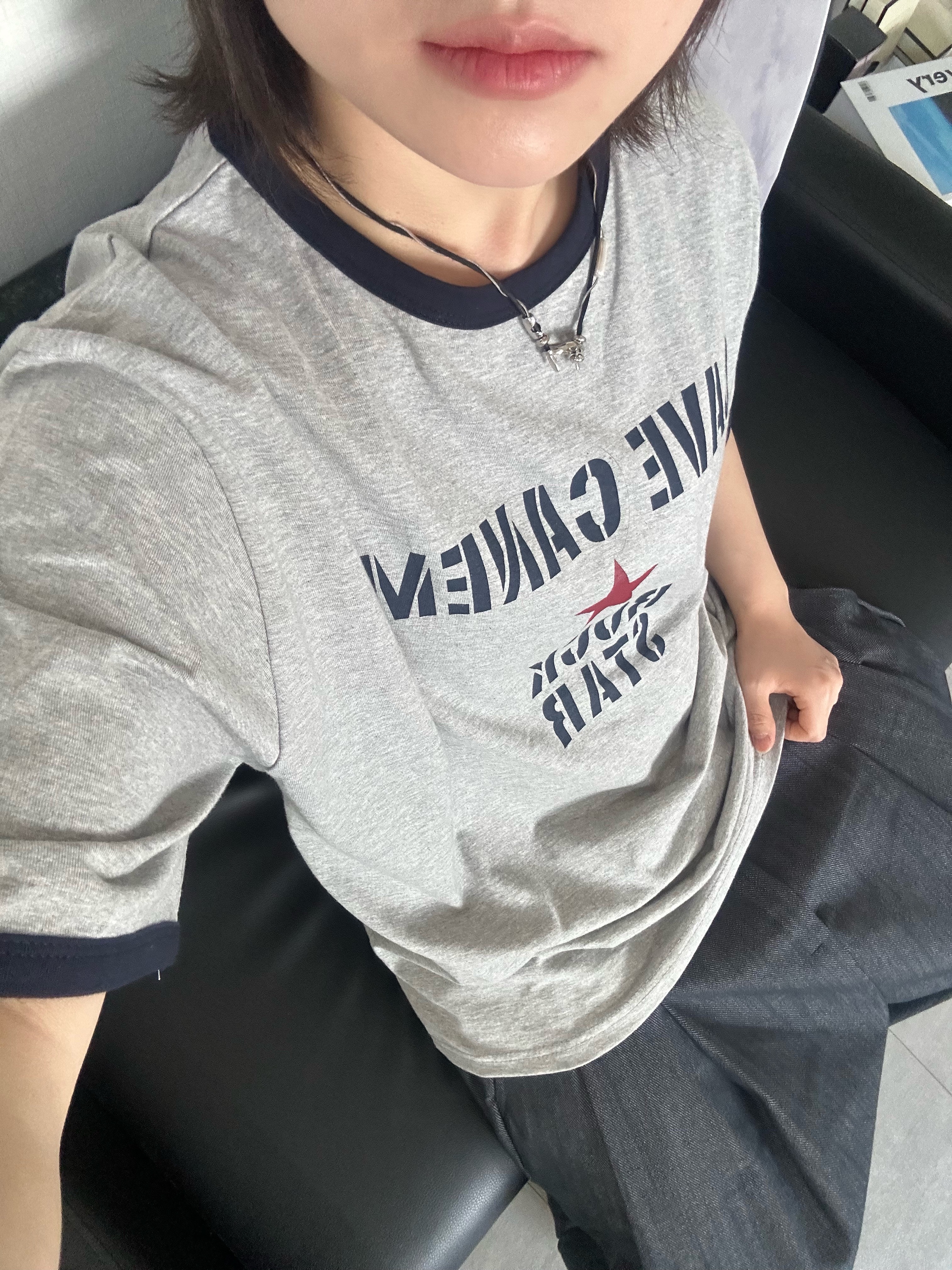 Hello Sunrise Washed HS Arch Logo 6Panel Cap Navy & Orange 착용 스타일 - 3
