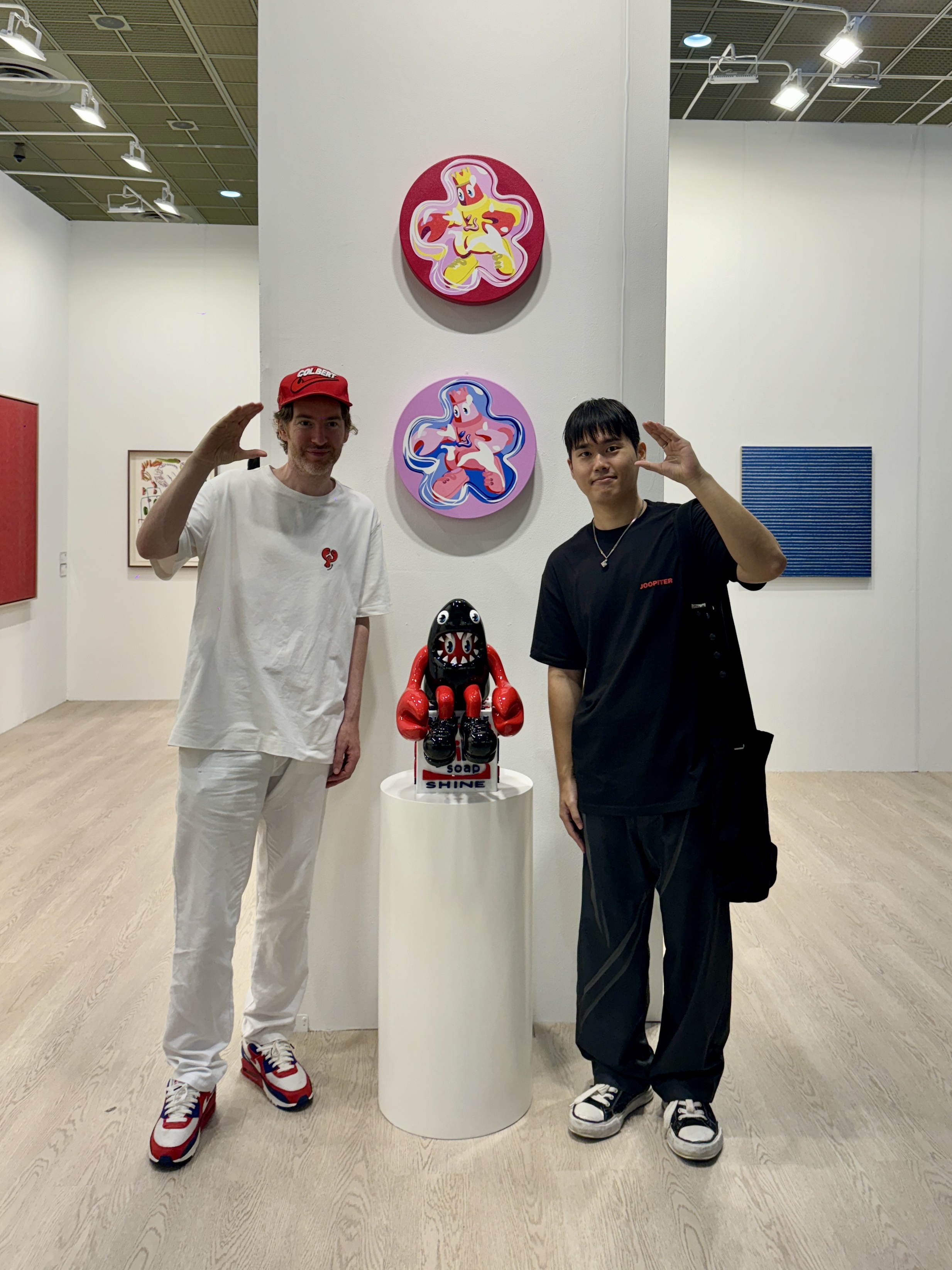Peaceminusone x Joopiter T-Shirt Black, Maison Mihara Yasuhiro Peterson OG Sole Canvas Low Sneakers Black 착용 스타일 - 3