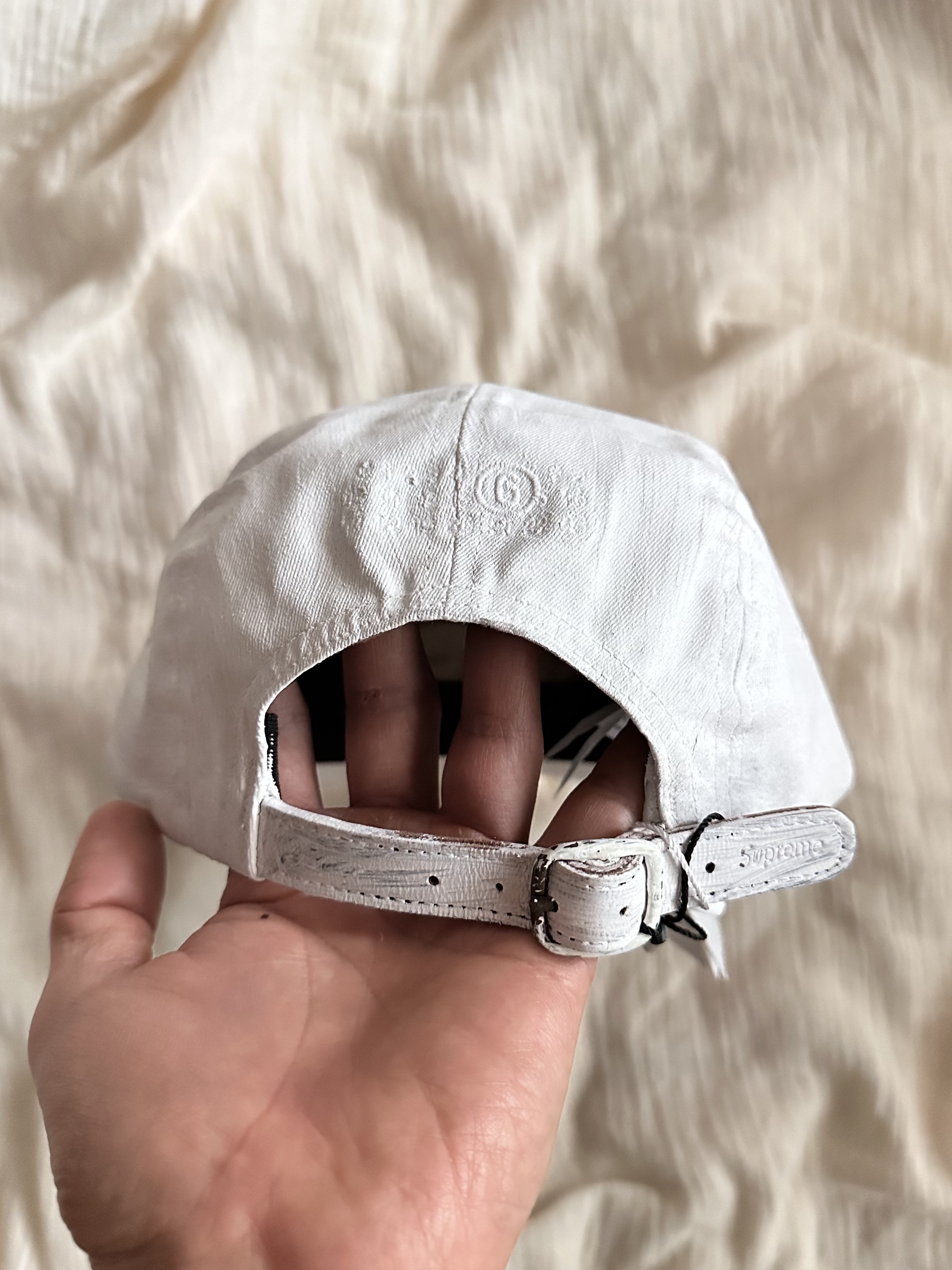 Supreme x MM6 Maison Margiela Painted Camp Cap White - 24SS 착용 스타일 - 4