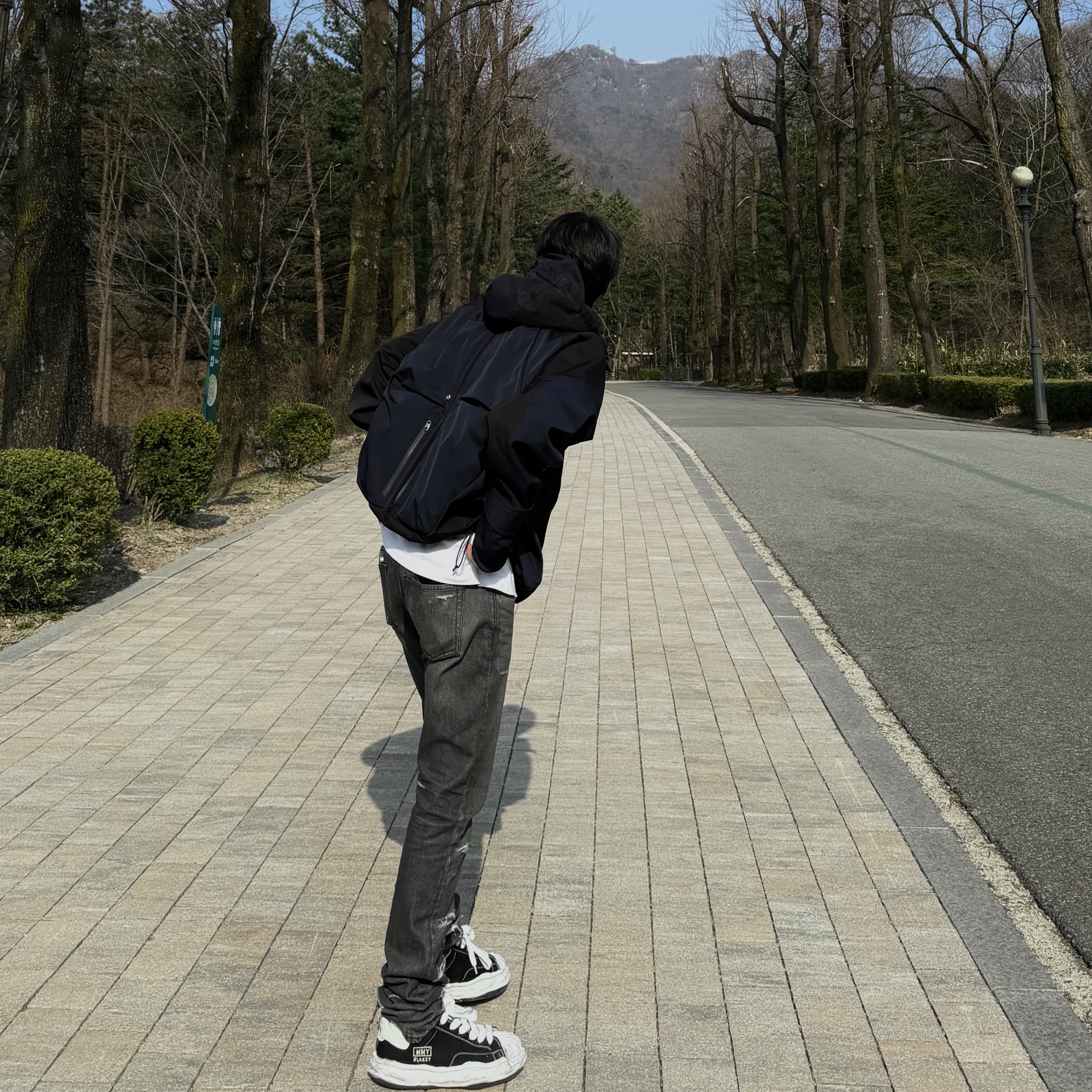 Undermycar Kame Multi Zip Turtle Shell Parka After Midnight - 22FW, Undermycar Ecdysis Destroyed Wax Coating Jeans with Konic Section Obsidian - 22FW 착용 스타일 - 3