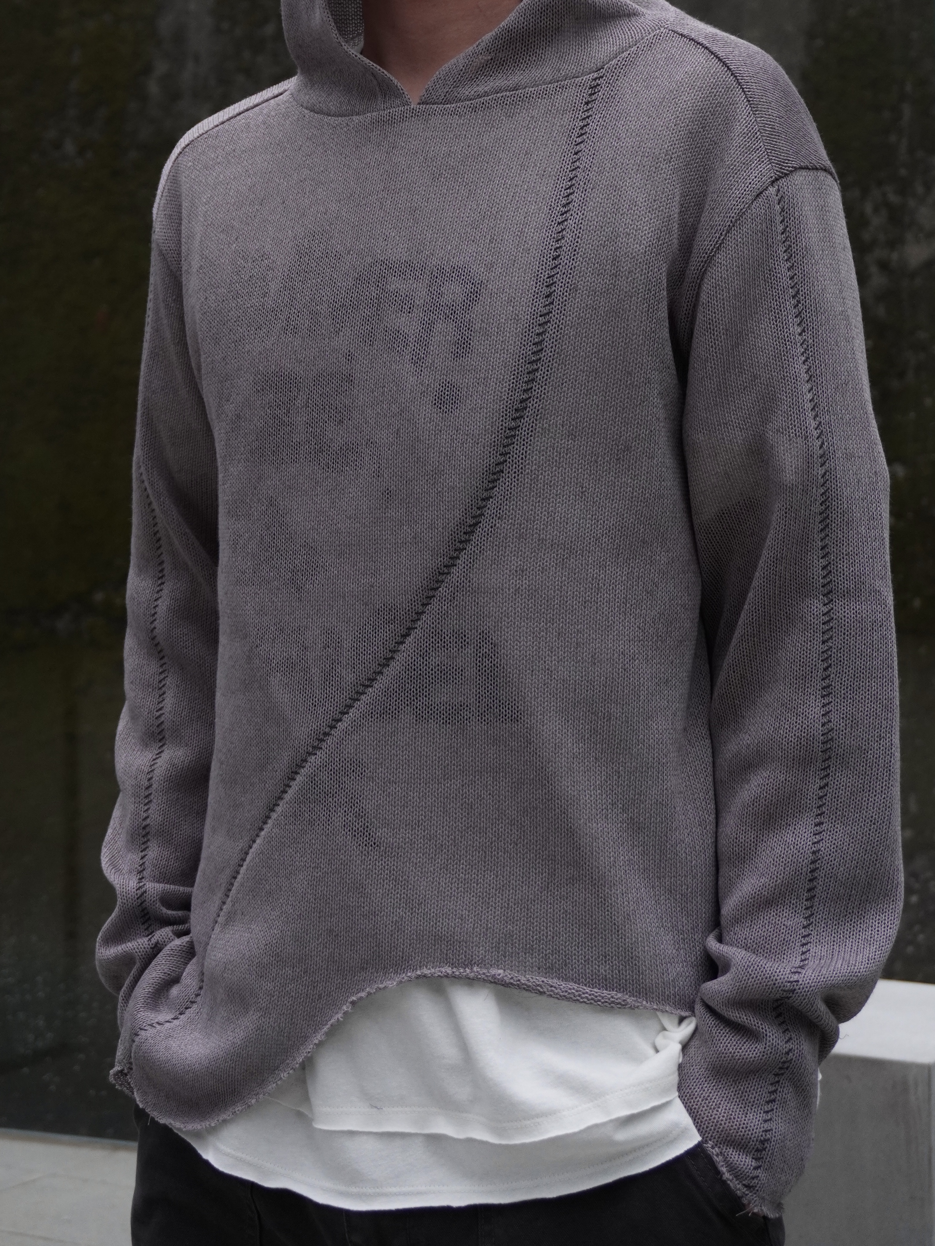 Mea Summer Haze Layered T-Shirt White, Mea Unbalanced Stitch Knit Hoodie Taupe 착용 스타일 - 8