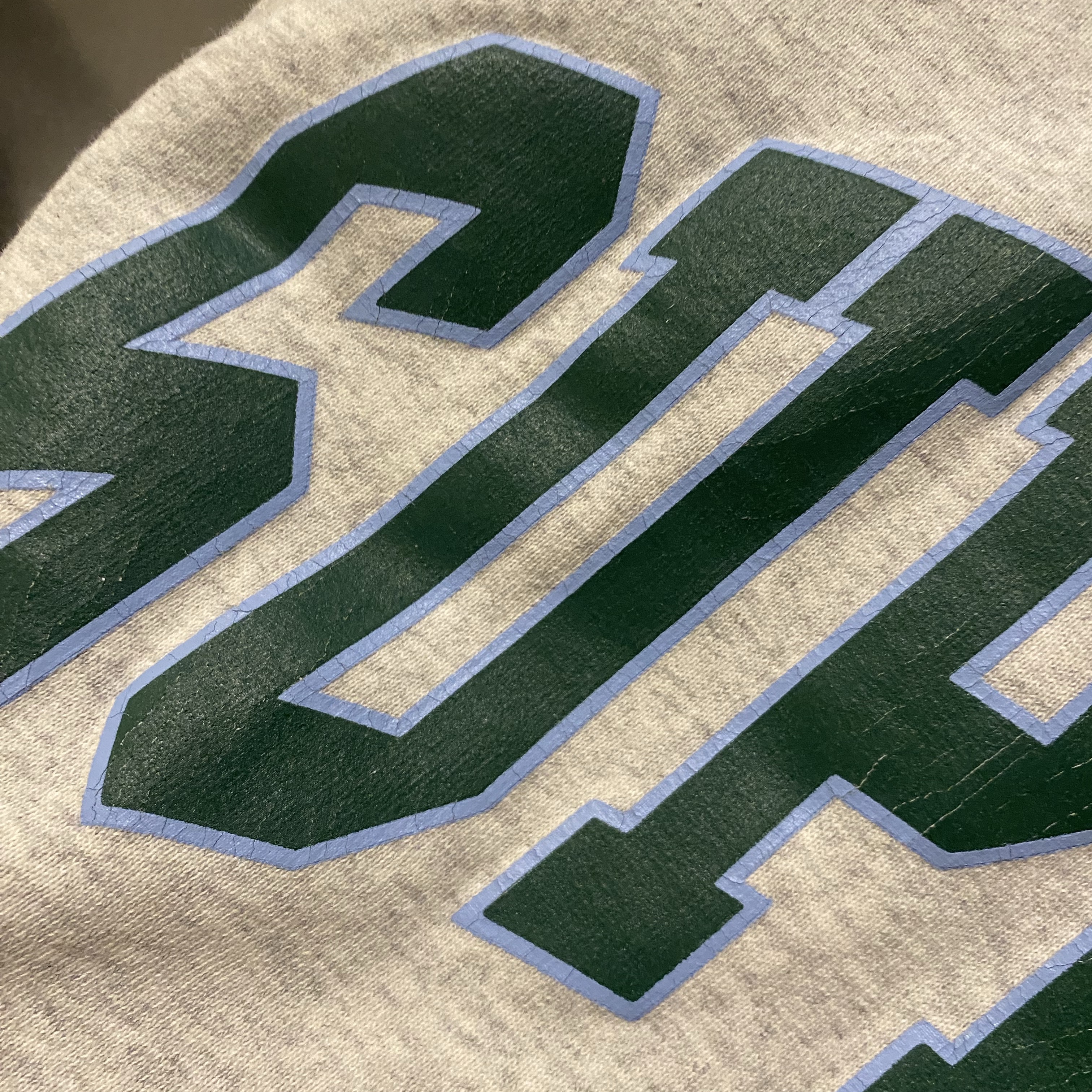 Supreme Cracked Raglan Zip Up Hooded Sweatshirt Ash Grey - 26SS 착용 스타일 - 2