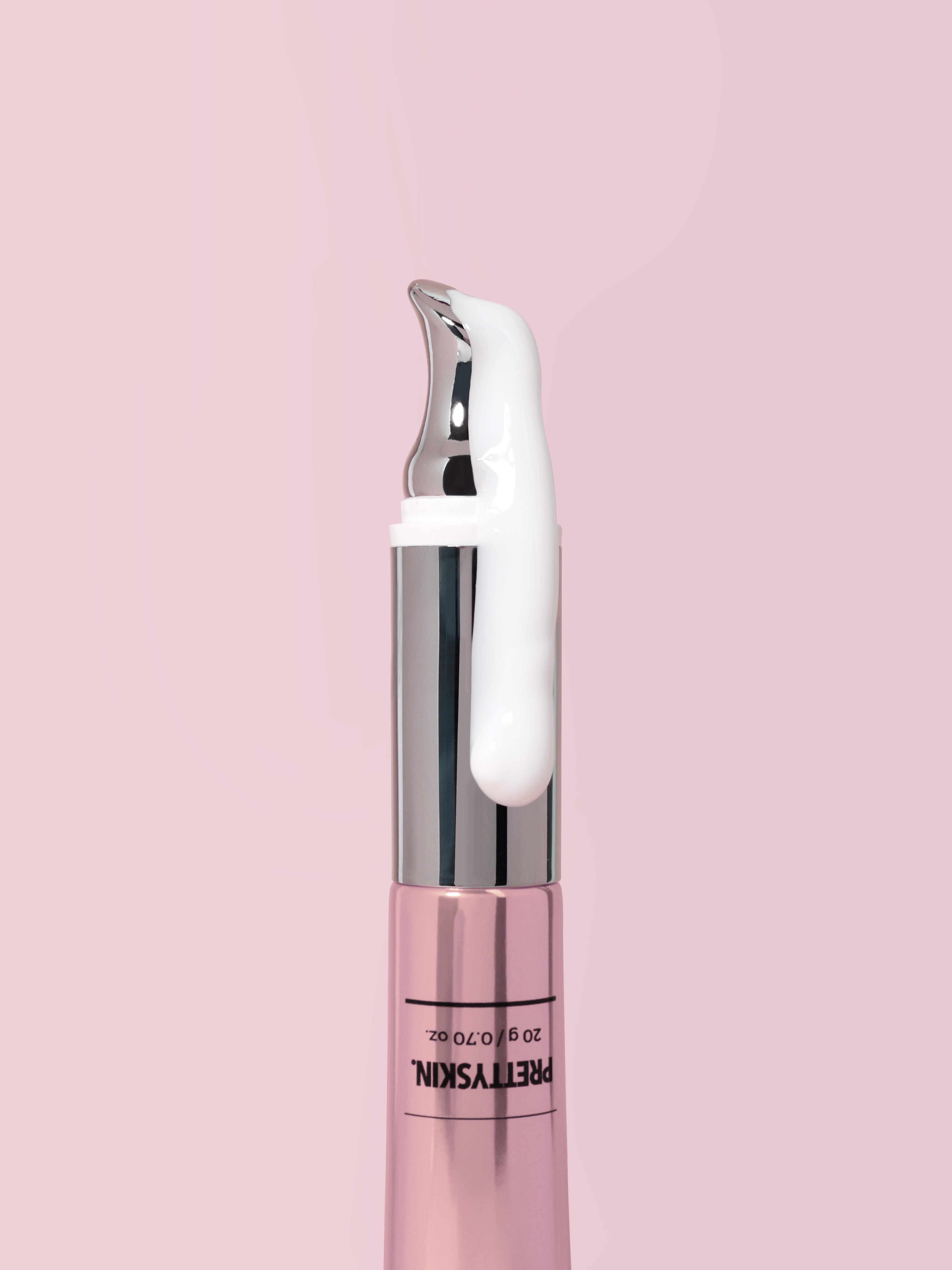 프리티스킨 PDRN TX1 PERFECT FIT EYE CREAM 착용 스타일 - 2
