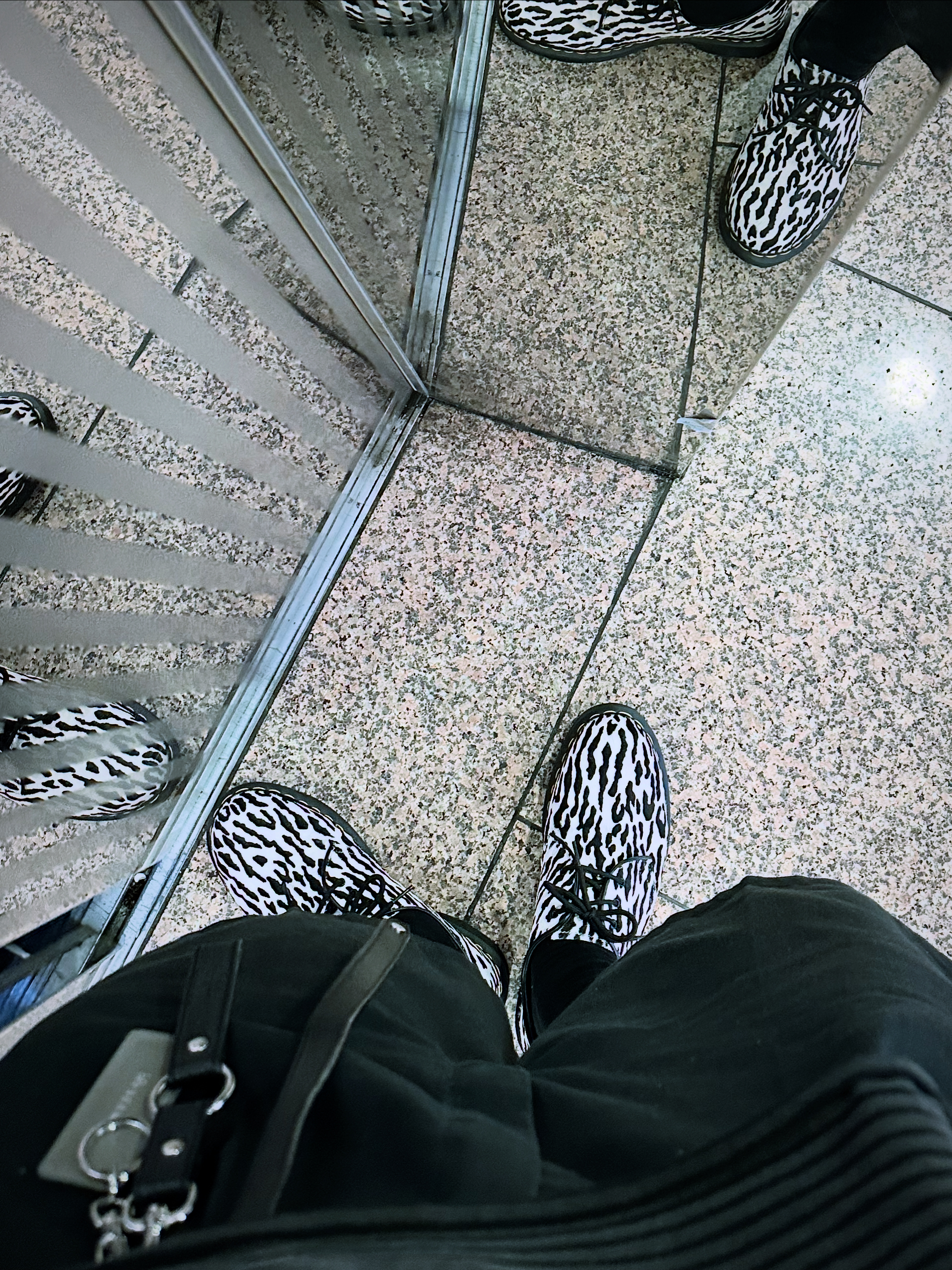 Dr. Martens x Wacko Maria 1461 Tiger Camo Hair On Black White, Dickies Loose Fit 13 Inch Flat Front Work Shorts Black ์ฐฉ์ฉ ์คํ์ผ - 2