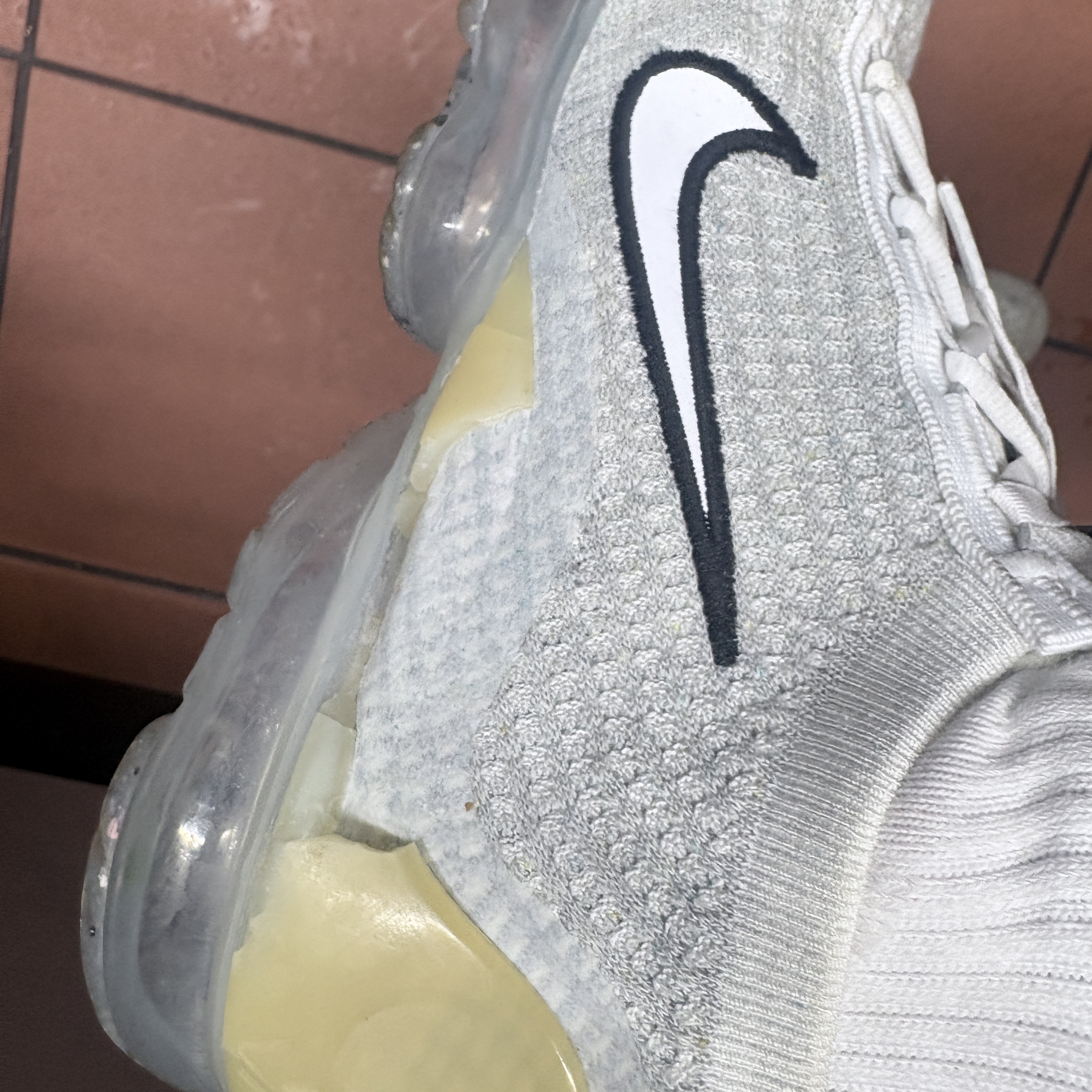 Nike Air VaporMax 2021 Flyknit White 착용 스타일 - 4