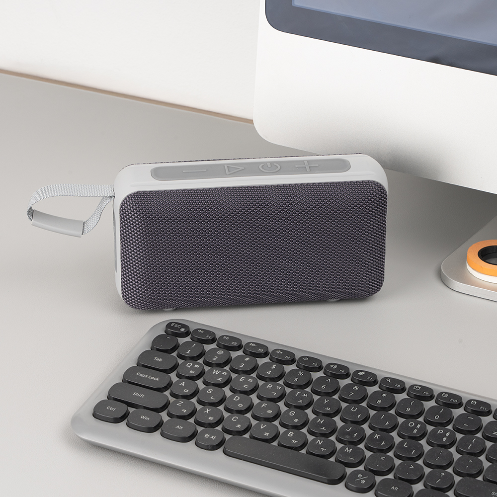 로이체 핸즈프리 FM라디오 지원 캠핑 & 휴대용 LED 블루투스 스피커(Royche Portable LED Bluetooth Speaker with Hands-free & FM Radio Support) - 5